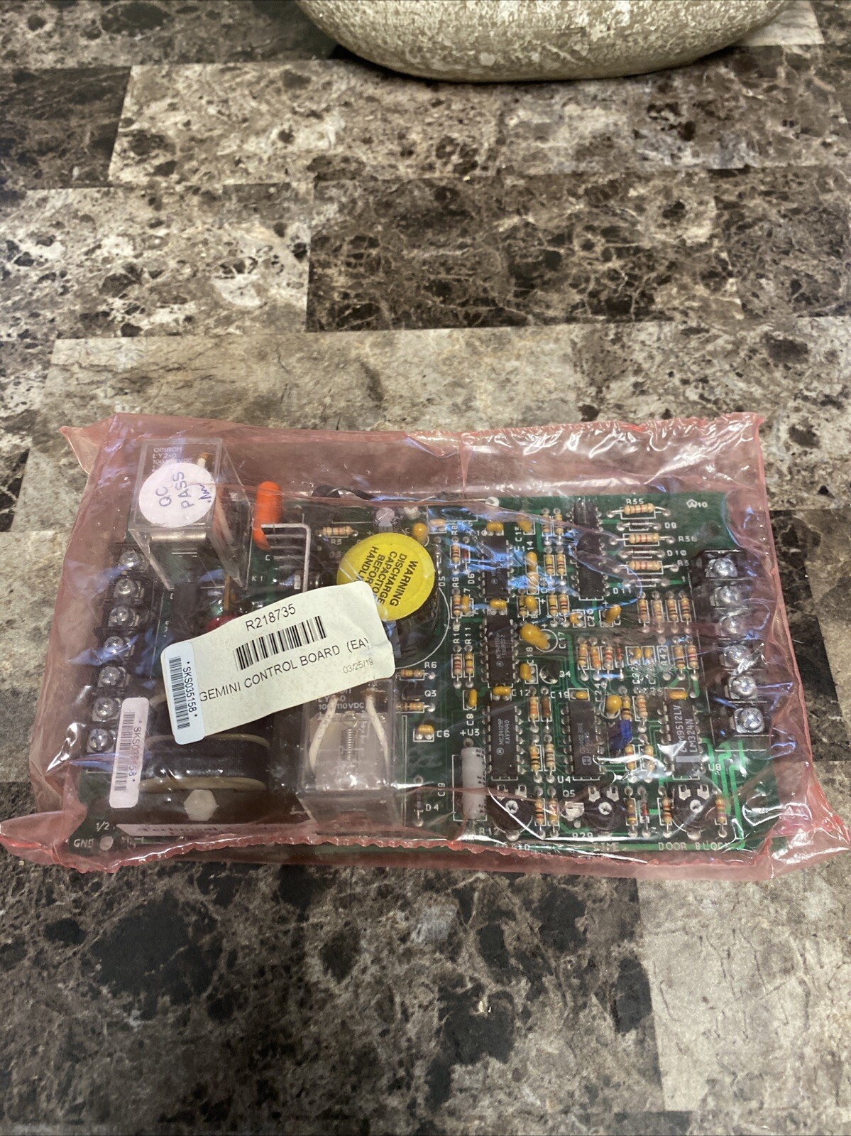 NEW: Gemini Control Circuit Board Communicator R218735 SKS035158 FREE SHIPPING