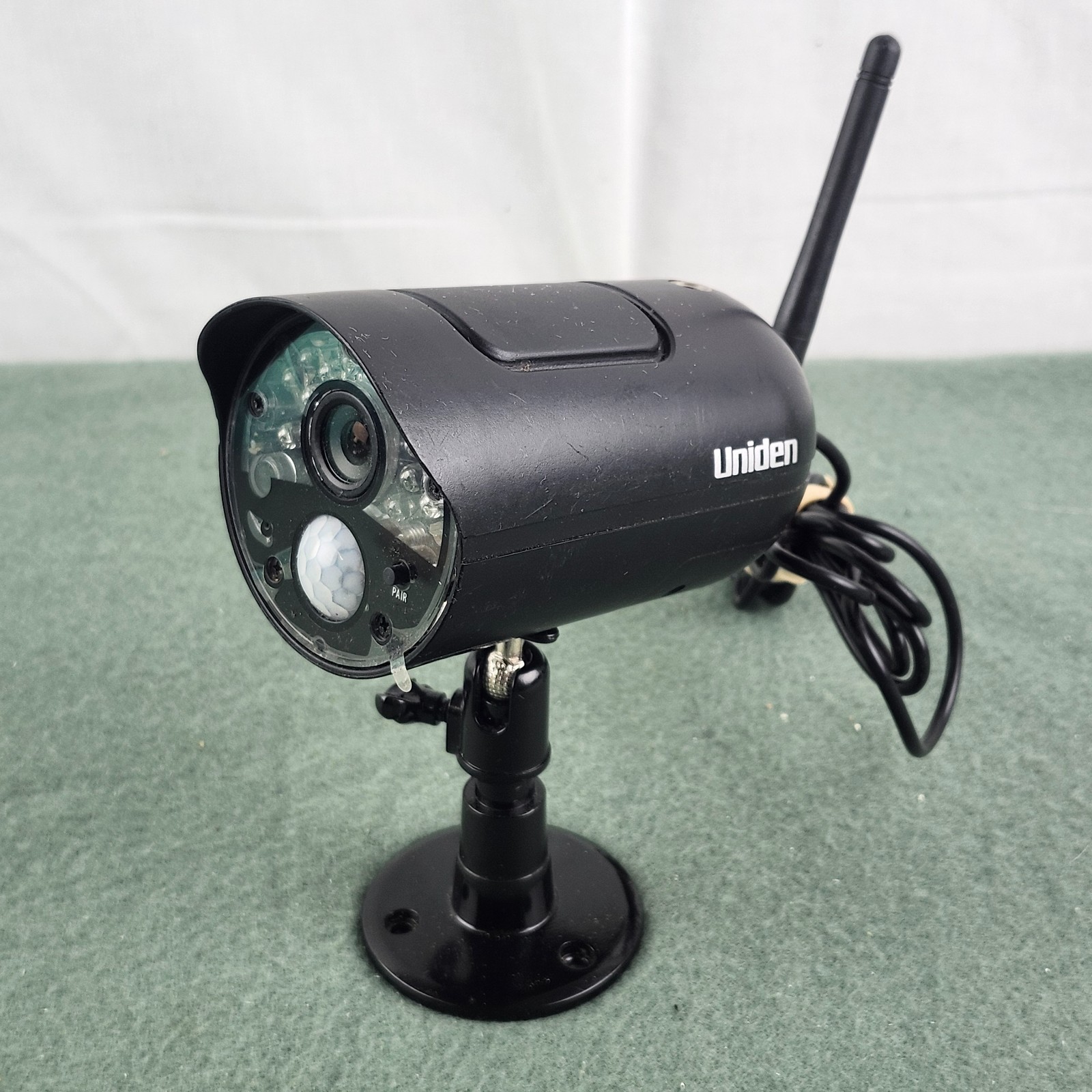 Uniden UDRC14 Indoor/Outdoor Security Camera Accessory for UDR444 (UDRC14)