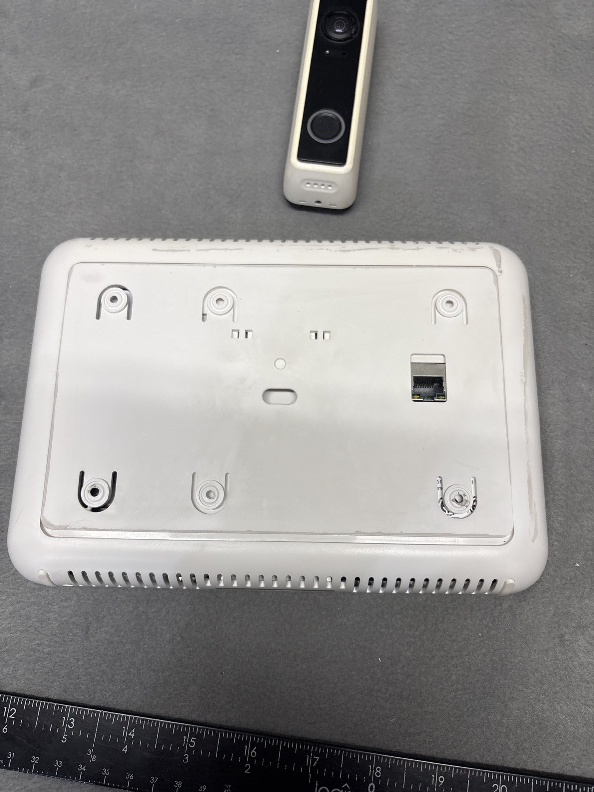 Vivint Smart Home Security Bundle Control Panel Camera Doorbell Used Works