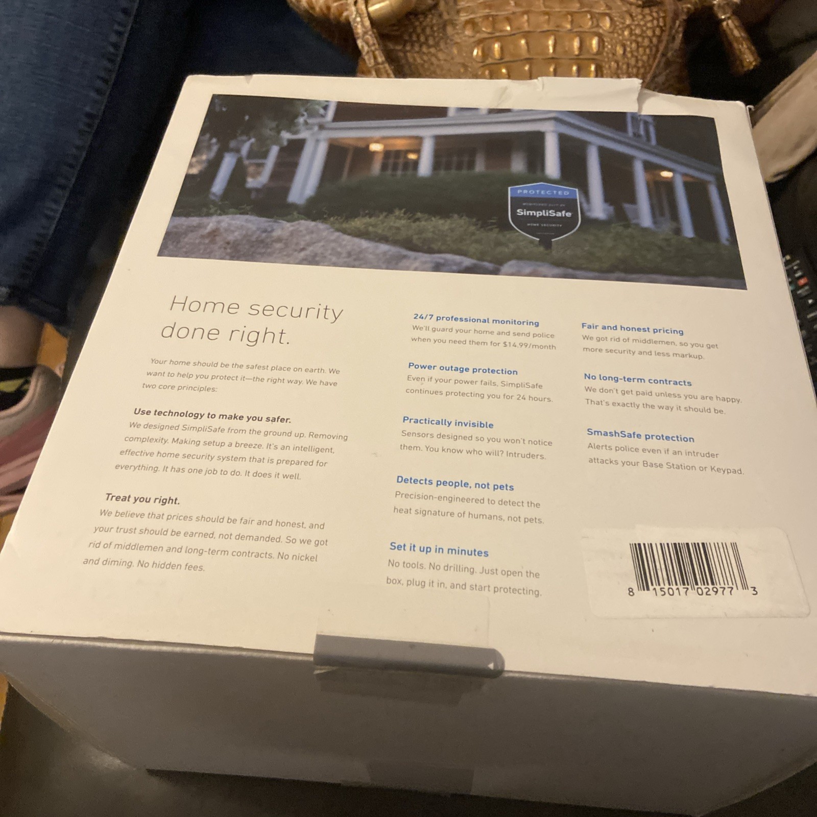 SimpliSafe Home Security System Kit Camera Base Pad Sensors New Sealed