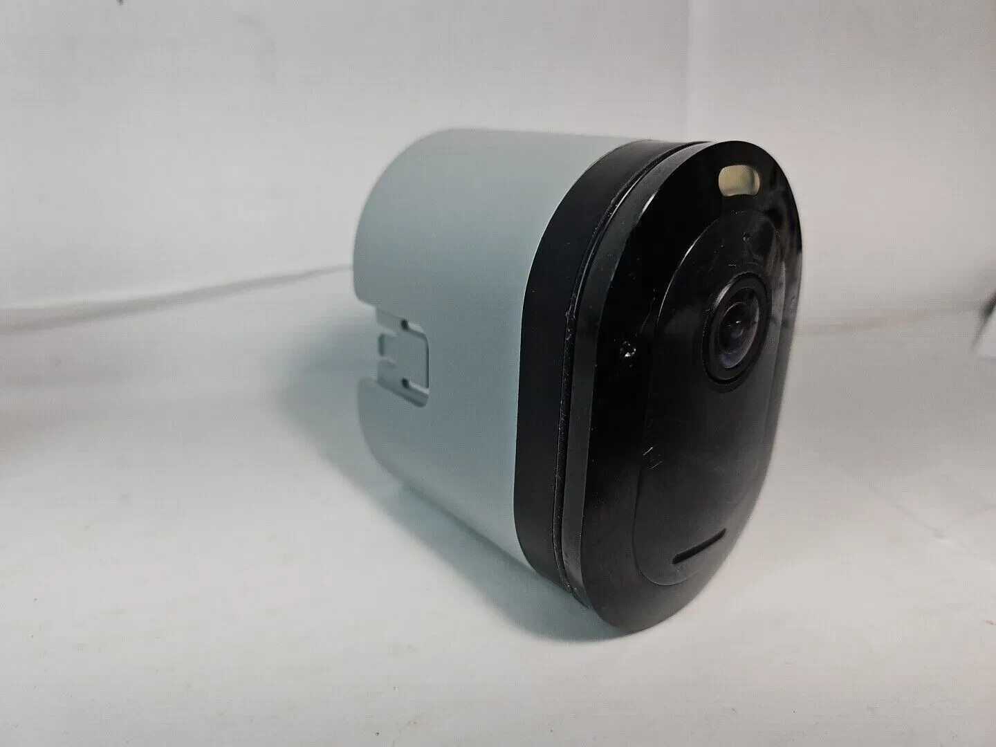 Arlo Pro 4 Security Camera Add On Wireless 2K HDR Color Night Vision VMC4041P