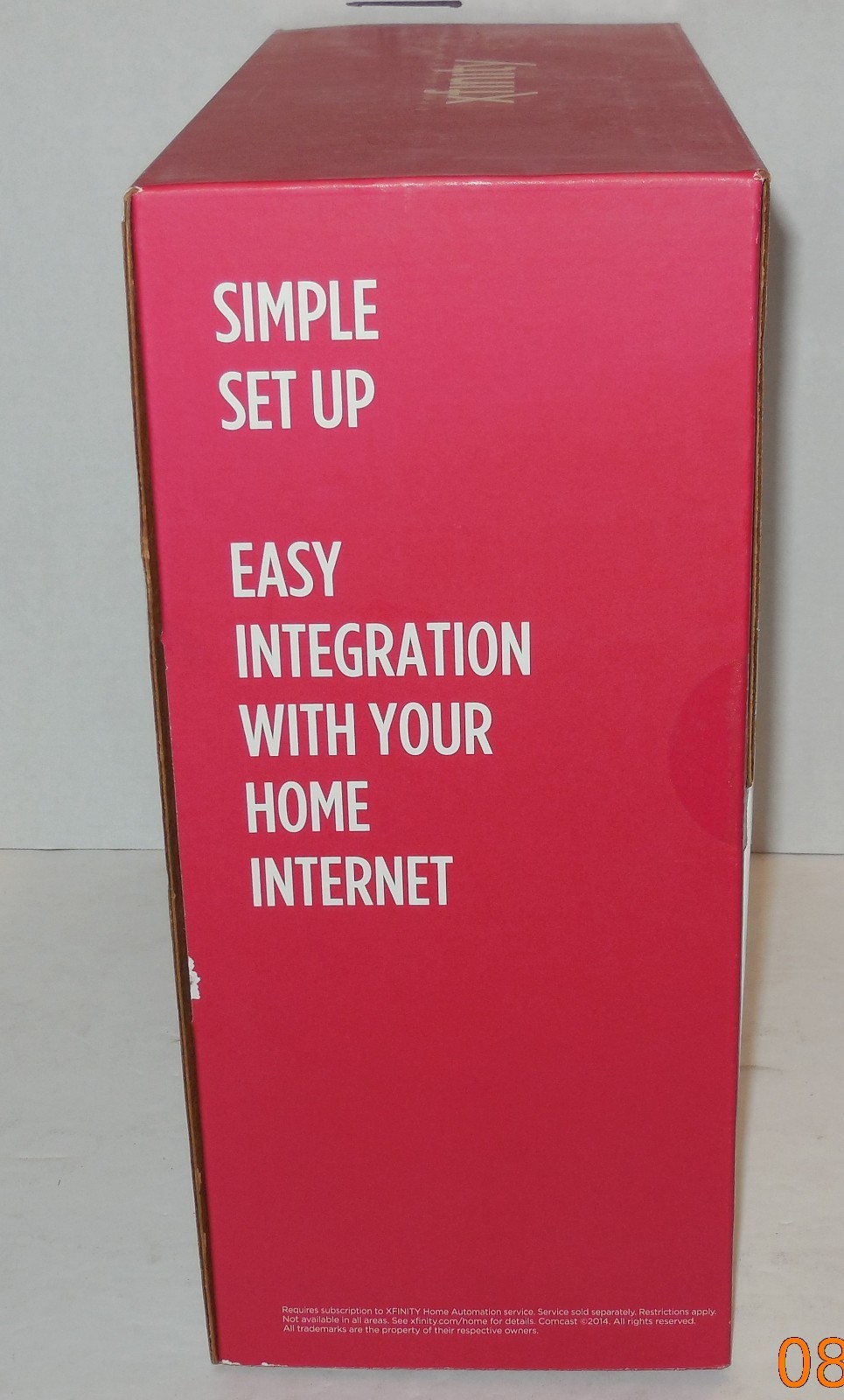 XFINITY HOME AUTOMATION BASE KIT + Indoor/outdoor CAMERA – REQUIRES SUBSCRIPTION