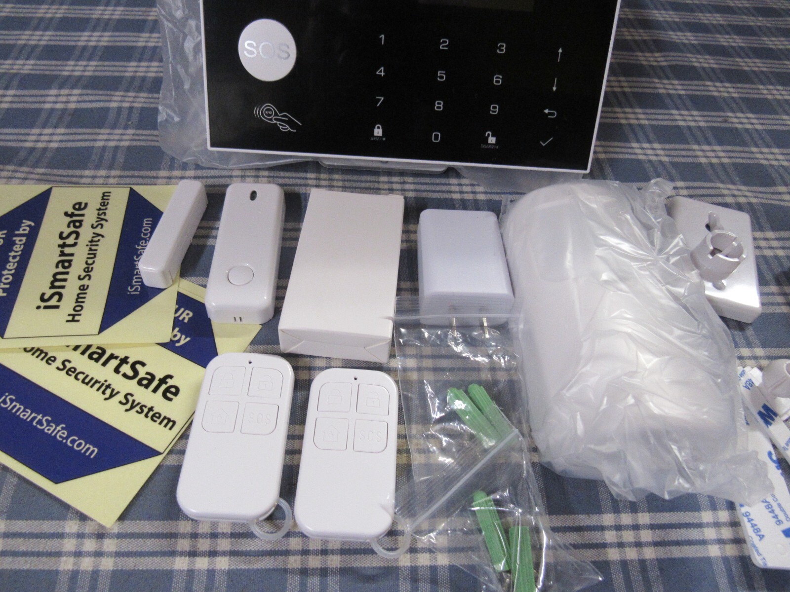 iSmartSafe Smart Home Security Basic Package. (Brand New) FAST FREE SHIPPING.