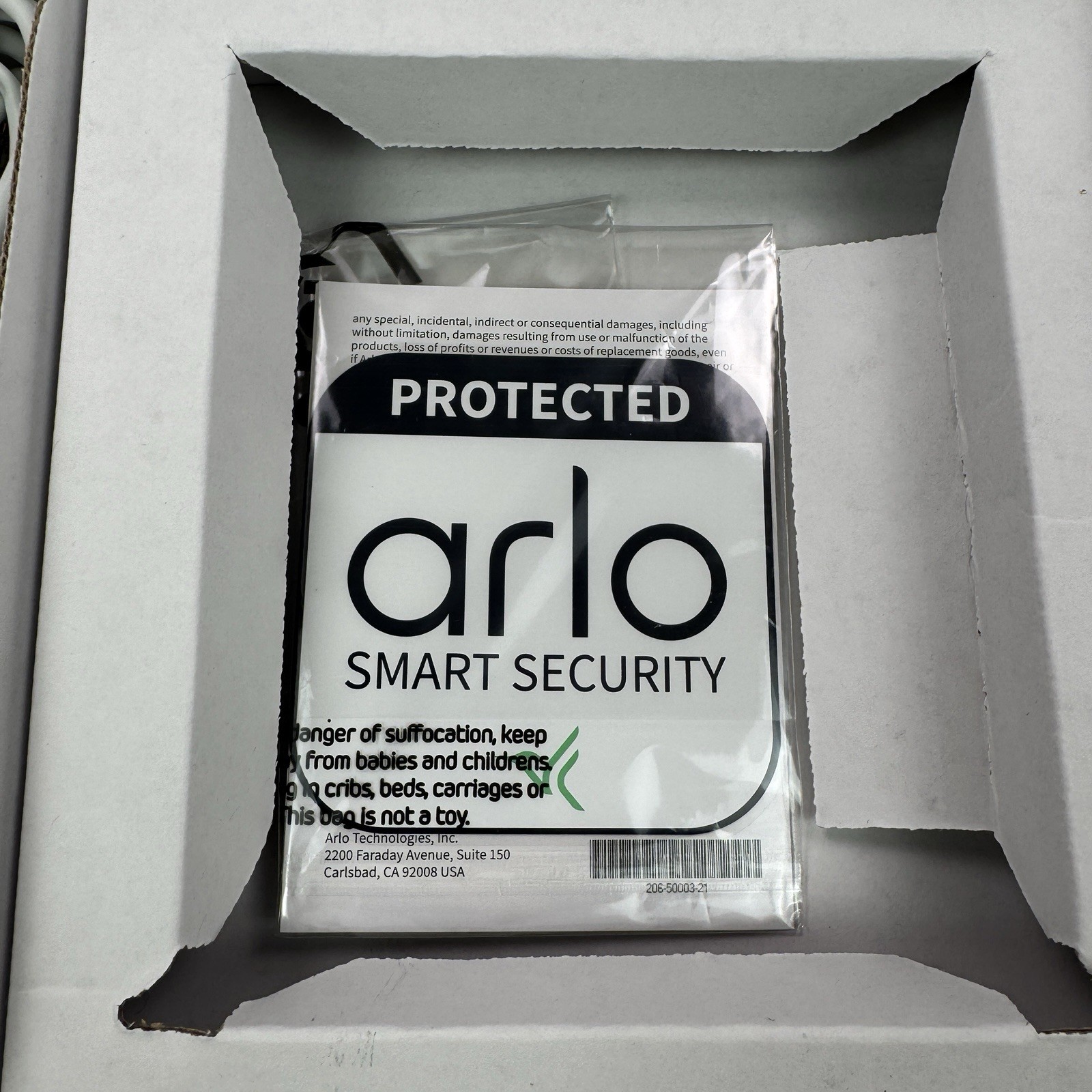 Arlo Pro SmartHub white VMB4540-100NAS VMB4540-100NAR