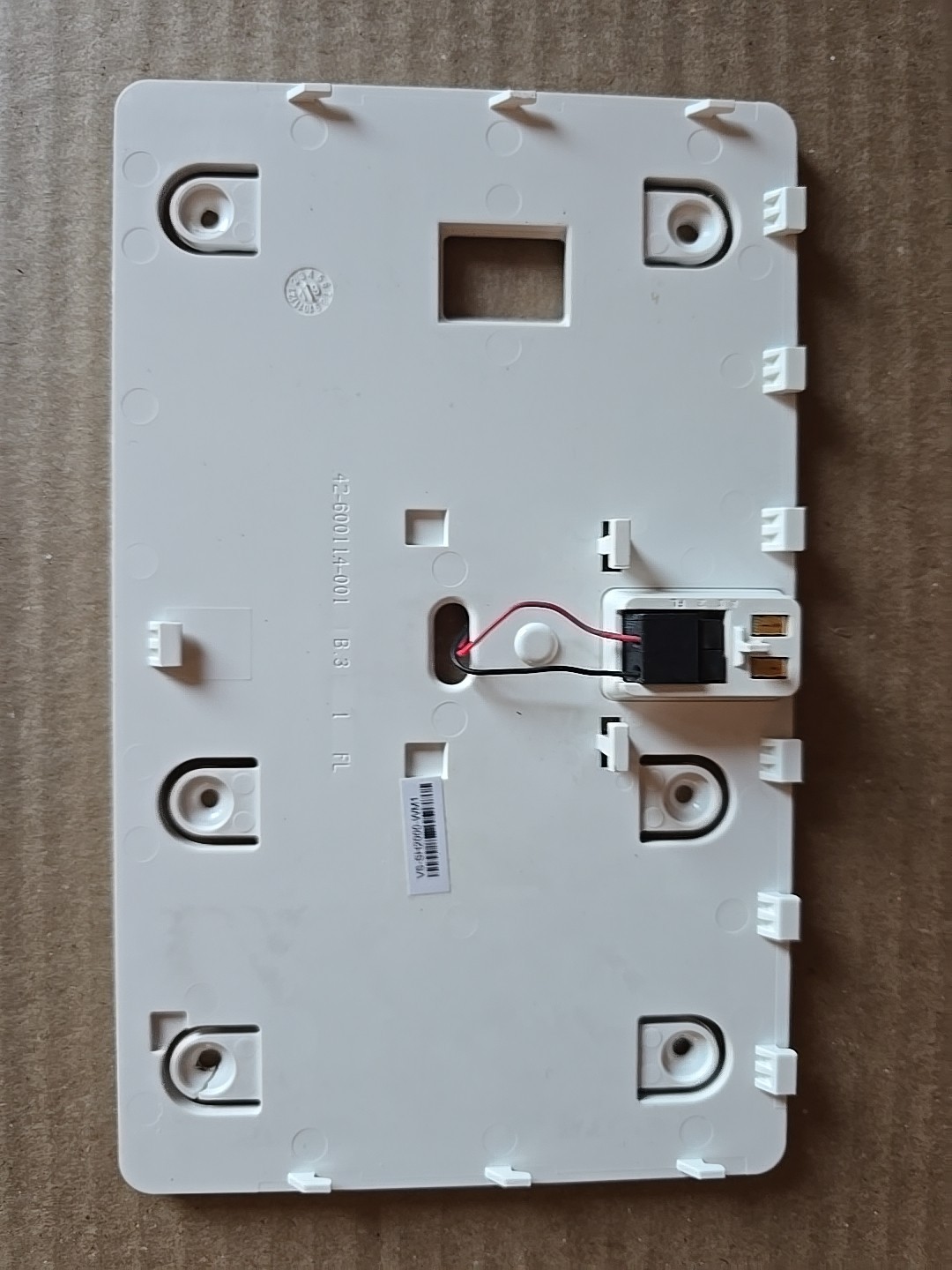 Vivint Smart Hub Control Panel VS-SH2000-C00 Model CP04.