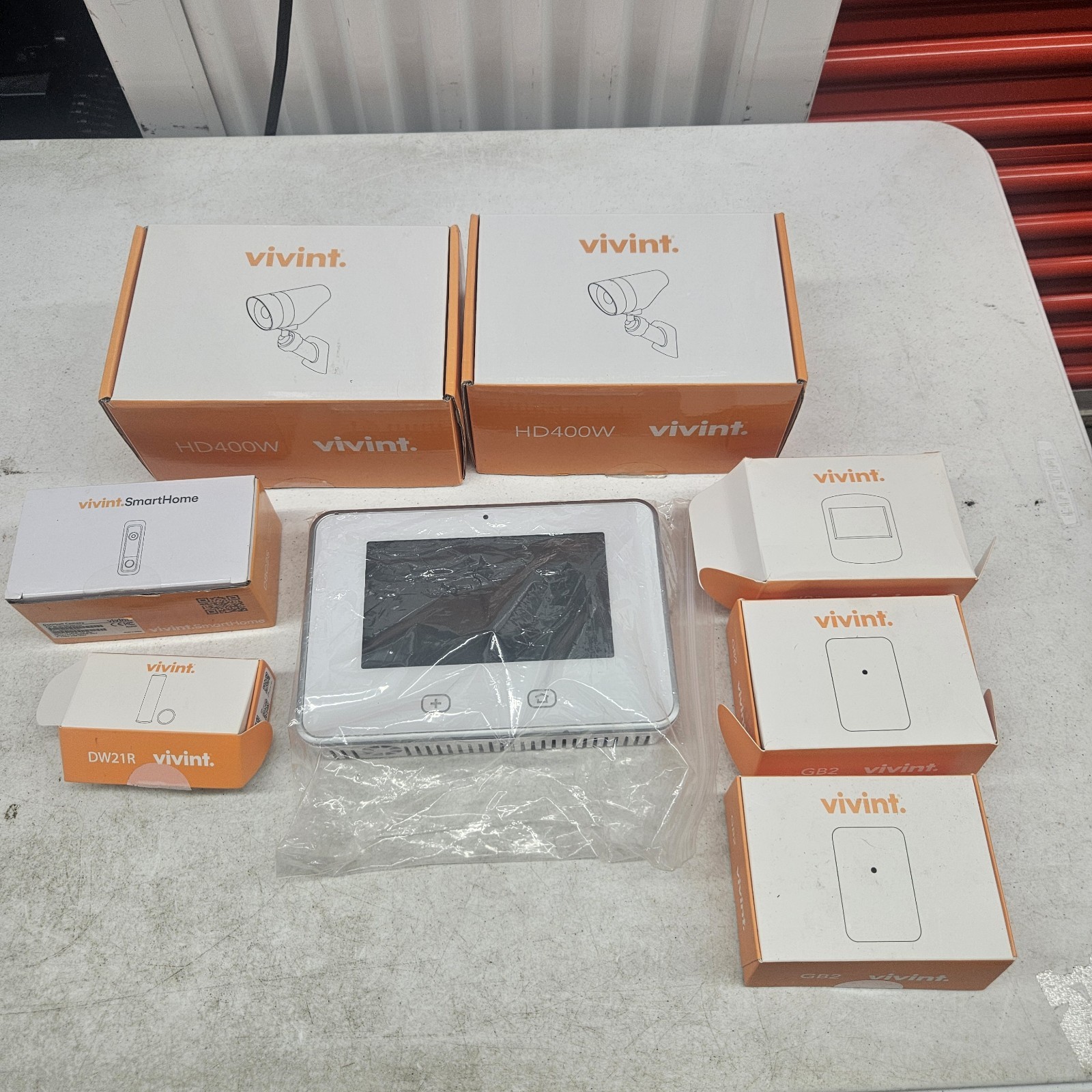 Vivint Camera Lot V-MP2-345 DW21R DBC2S CB2 PlR2 HD400W Untested