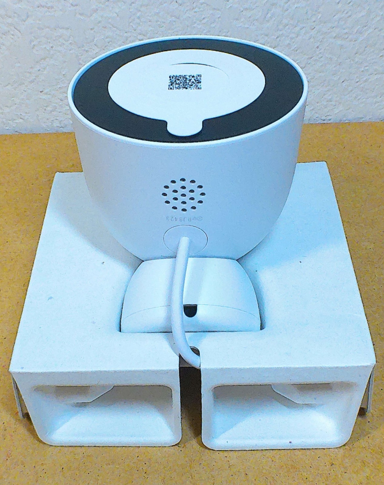 Google Nest Cam Outdoor. Wired power + WiFi signal, 2nd Gen.