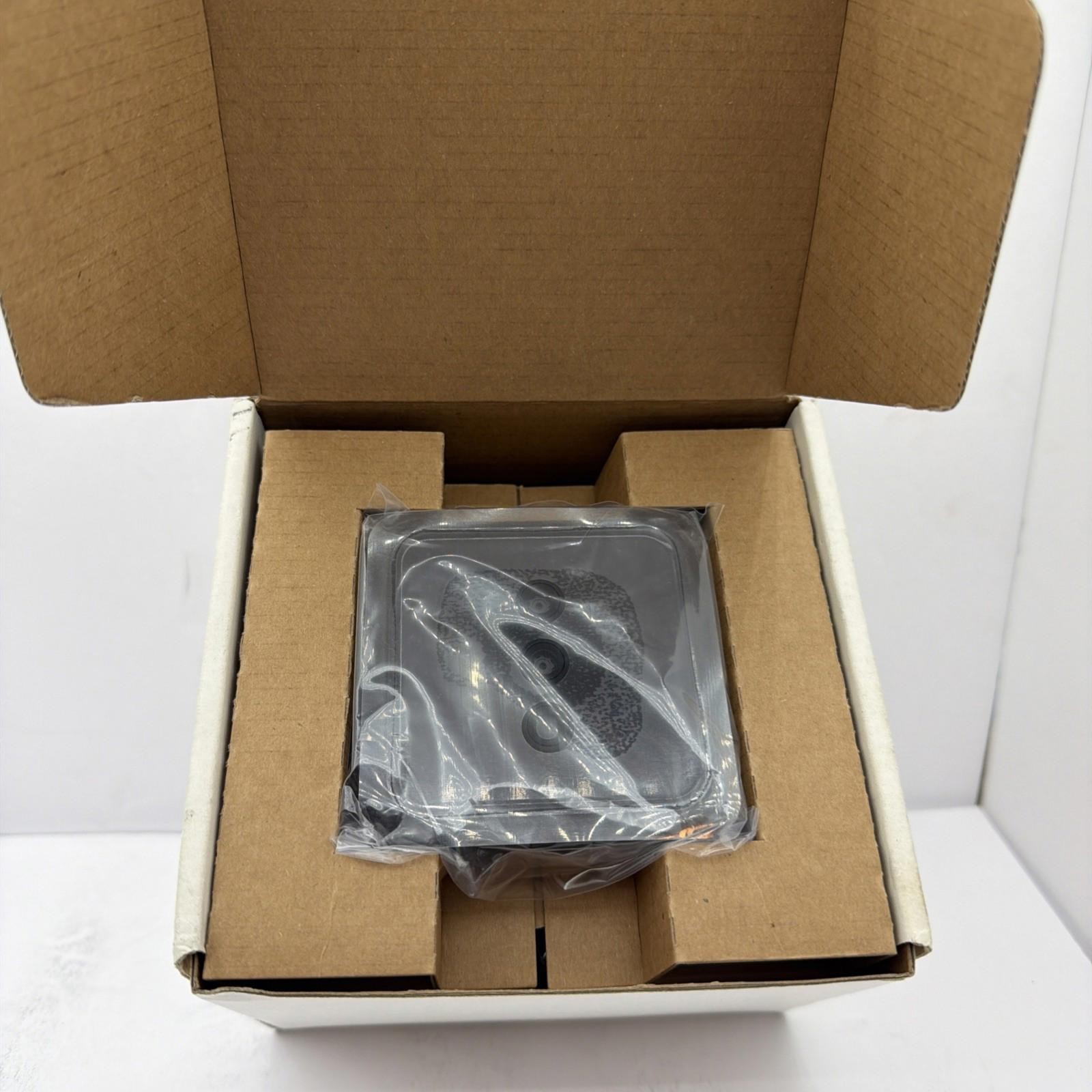 ADT Pulse Wireless Day Night Indoor Network Camera RC8025B-ADT