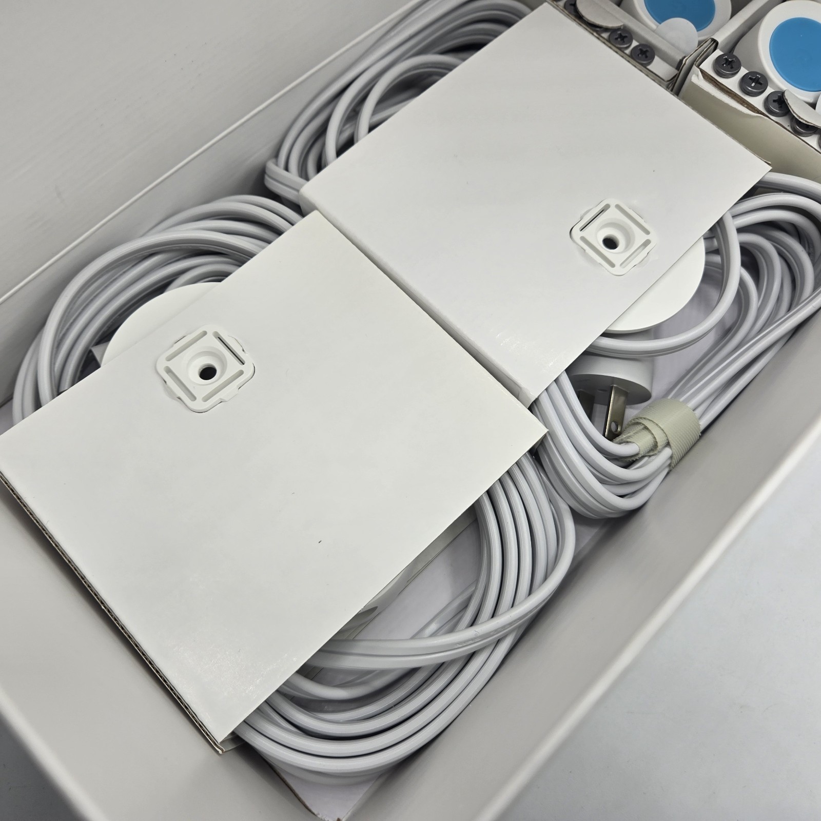 New Open Box Nest Cam Outdoor 1st Gen A0033 NC2100ES 2-Pack