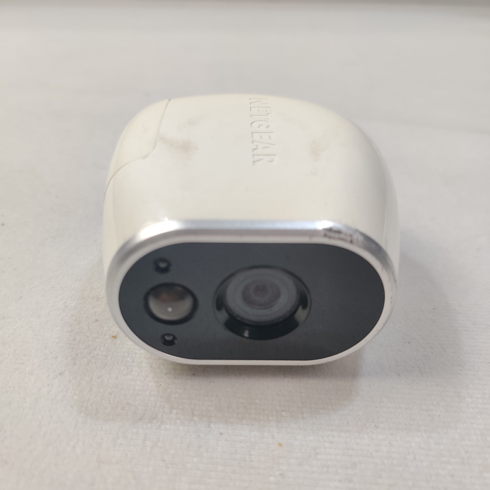 Used Netgear Arlo VMC3030 HD Wireless Add-On Security Camera with Magnetic Mount