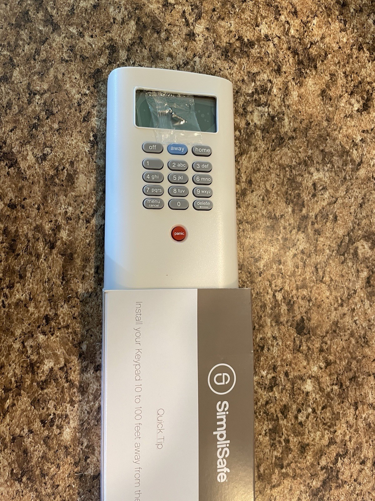 New Simplisafe Home Security And Safety System Complete large starter kit 12 pcs