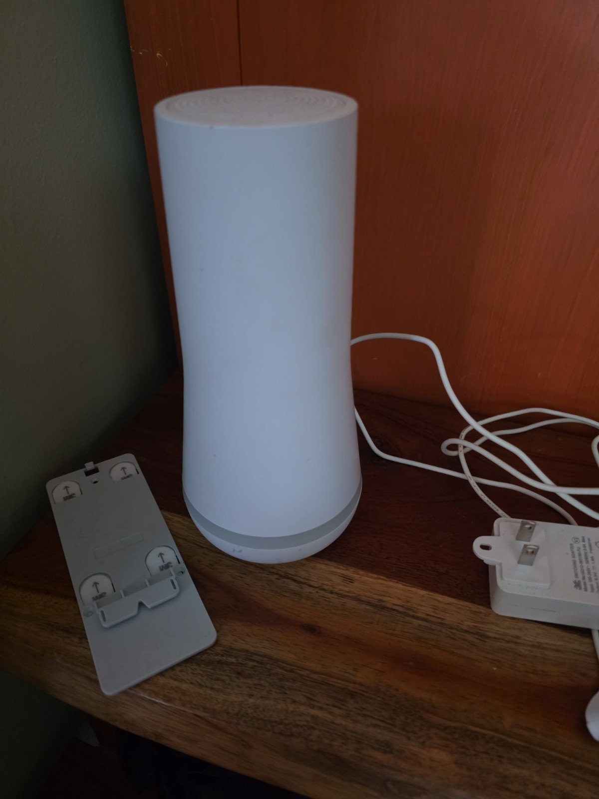 EUC SimpliSafe SSBS3 WiFi Base Station & Wireless Keypad
