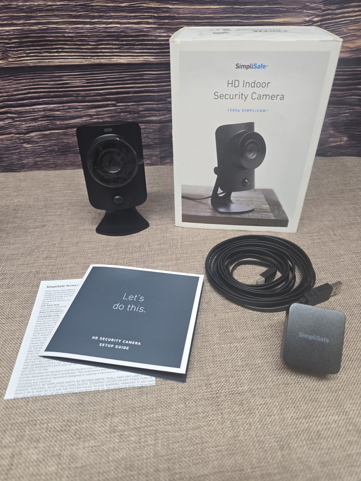 SimpliSafe SimpliCam 1080p Wireless Security Camera – Black