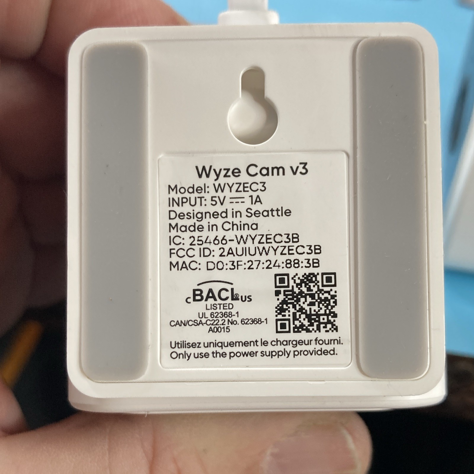 Wyze Cam v3 3-Pack Wired Wi-Fi 1080p w Night Vision and 32GB microSD crds
