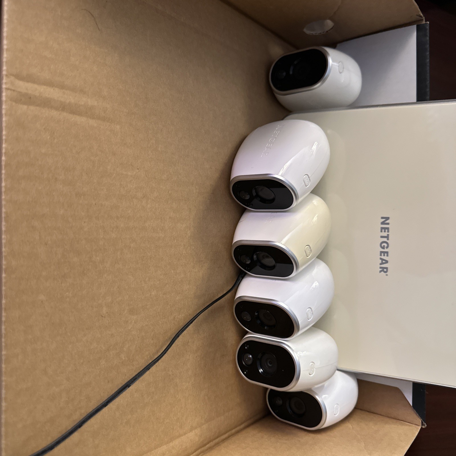 Netgear ARLO Security System | Cameras (x6) w Base Station Router + Accessories