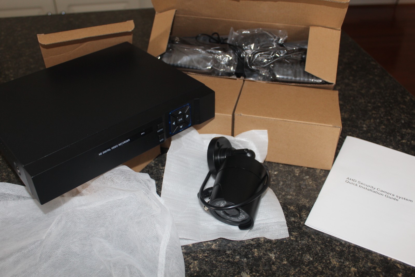 New 3000TVL Home Security System Surveillance DVR 4 Night Vision Cameras Kit