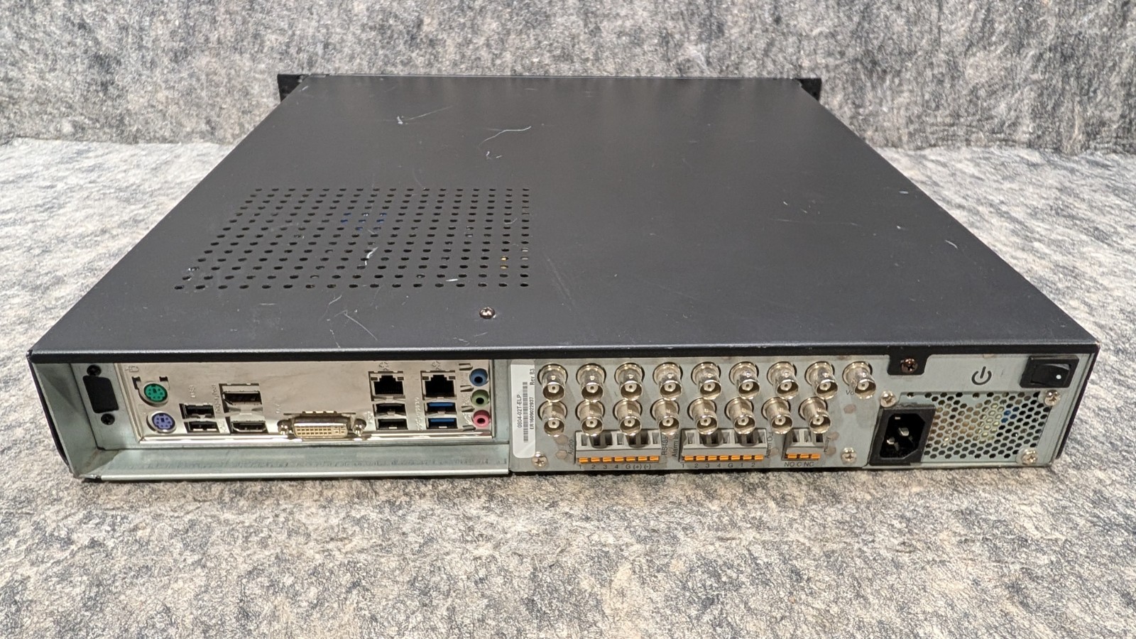 Exacq Vision 0804-02T-ELP Network Video Recorder w/ 2 TB HDD & Keyboard