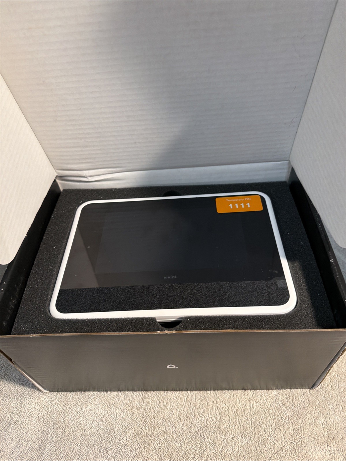 Vivint Smart Home Smart Hub VS-SH2000-C00 With Adapter New In Box