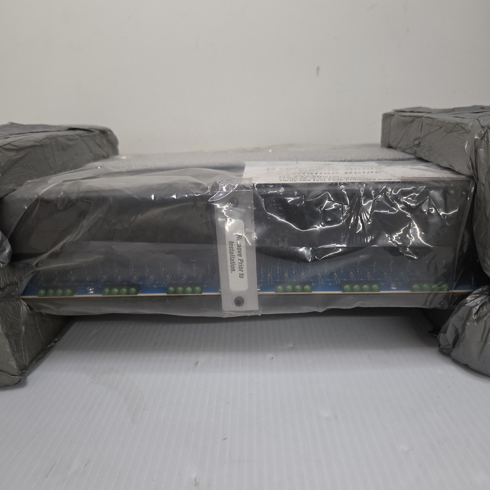 Altronix R2432300ULCB 19″ Rack Mount CCTV Power Supply