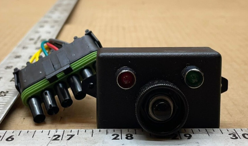 MobileView Red/Green 2-light MSS-4008-00-00 Tag Alarm Switch, PN: 232654
