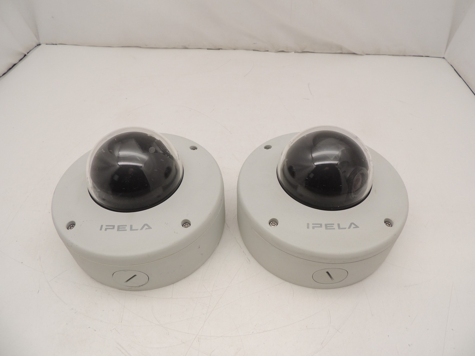 Lot of 2 Sony IPELA SNC-DS60 Network IP POE Dome Security Camera w/ Plate