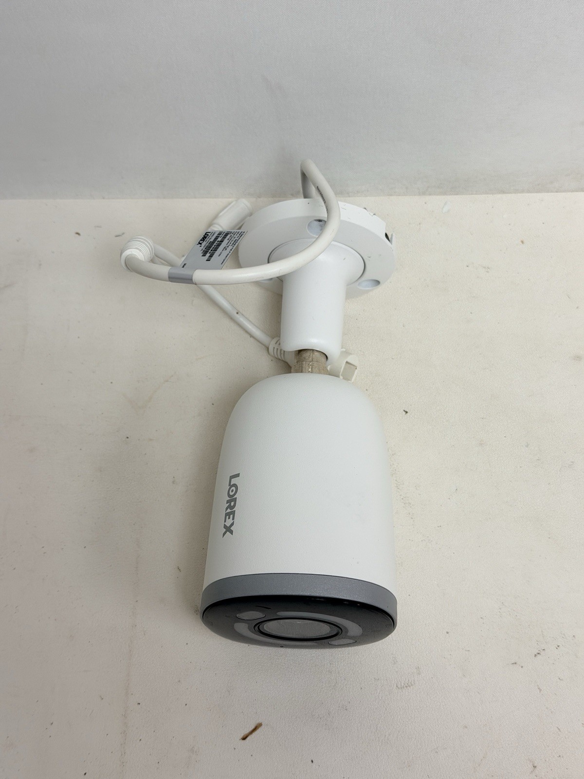 Lorex E895AB-Z 4K Lighting Deterrence Security Camera w/ Color Night Vision