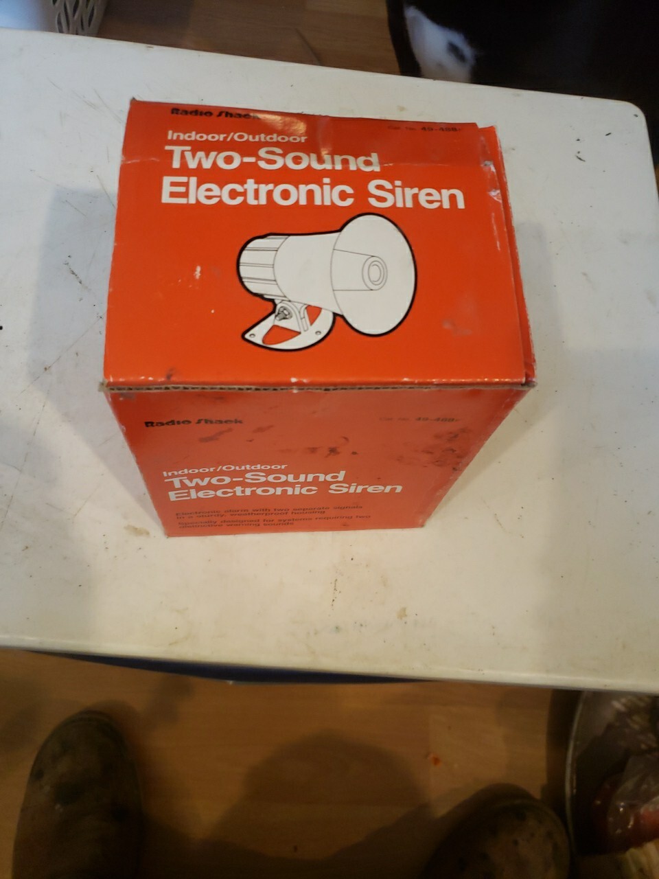 NOS Radio Shack Indoor/Outdoor Two Sound Electronic Siren Alarm 49-488f NEW