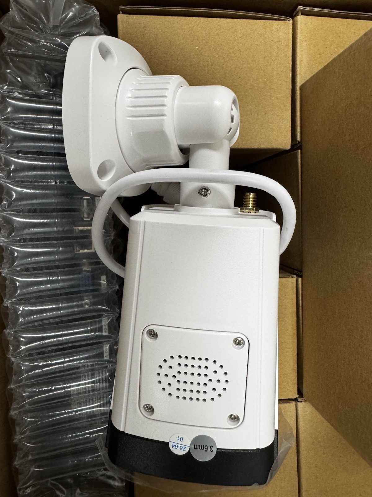 10CH Wireless Security Camera System 8×3MP Cams 2-Way Audio Night Vision 3TB HDD