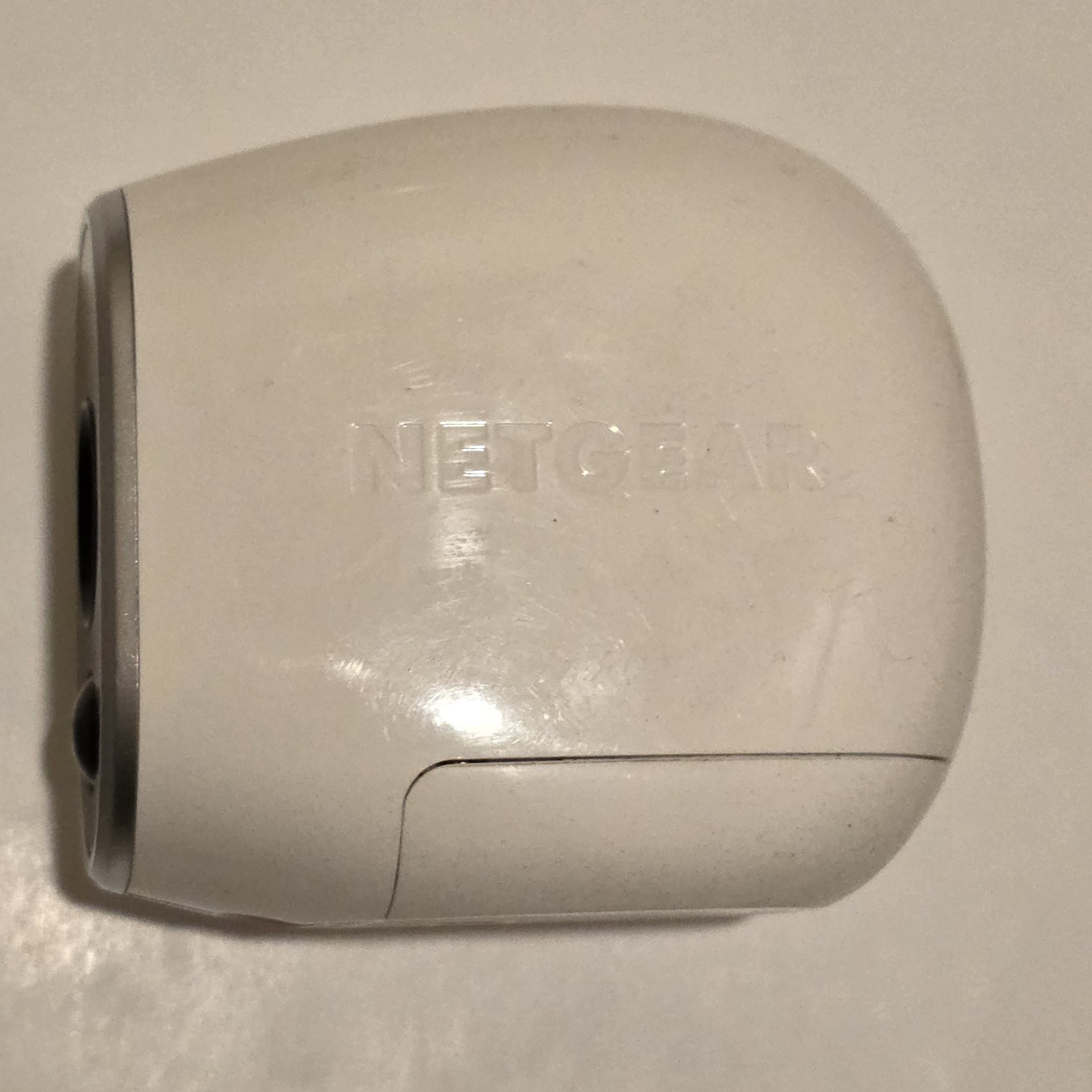 NETGEAR VMB3000 Arlo Camera Base station & (1) Camera