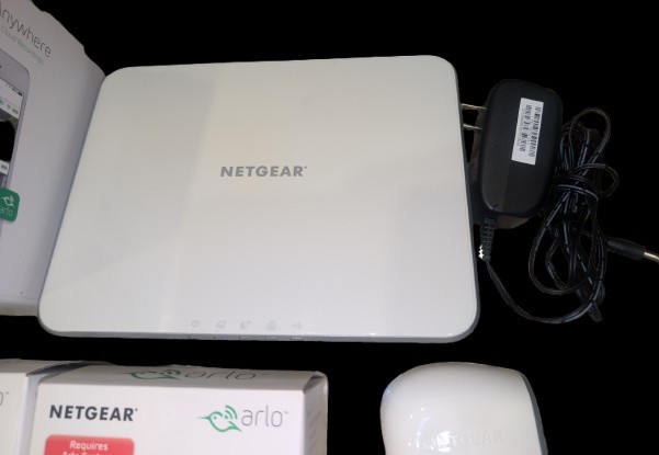 NETGEAR Arlo VMB3000 3 Cameras, Base Station, 12 Tenergy Batteries, Charger OEM