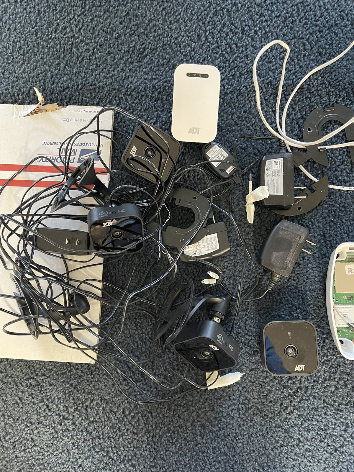 ADT TS BASE UNIT / LCD KEYPAD panels and 4 cameras RC8025B-adt 1 Broken Cam Mou