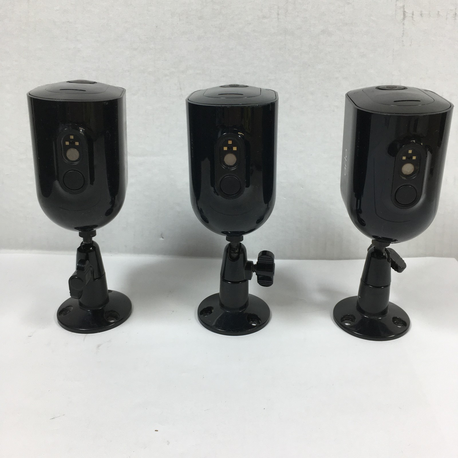 Arlo Pro 5S 2K Security Camera VMC4060P Black (SET of 3 Cameras) with Screws