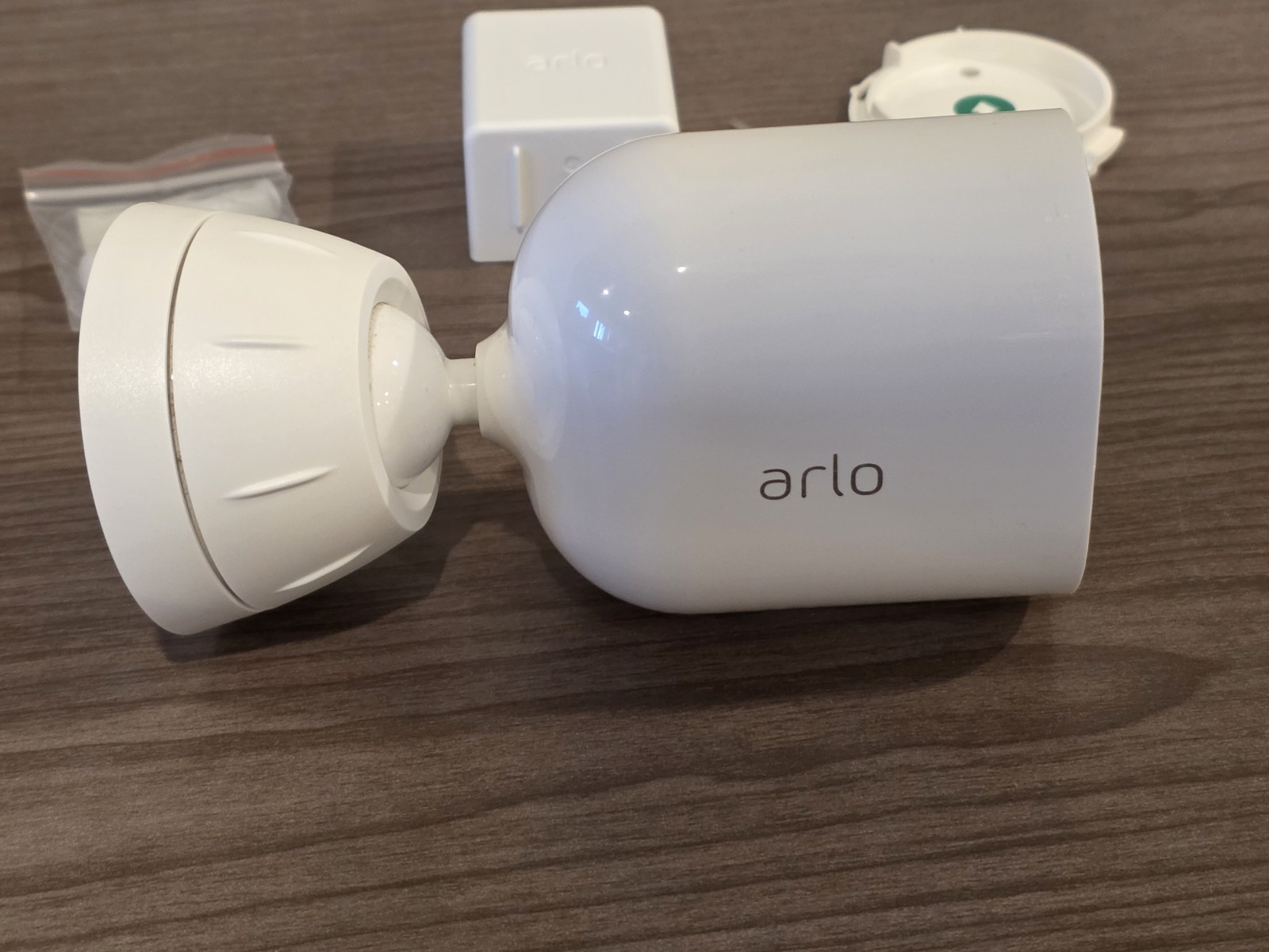 Arlo Ultra 2 UHD 4K Wire-Free Add-on Security Camera W/Mount + Battery – WHITE