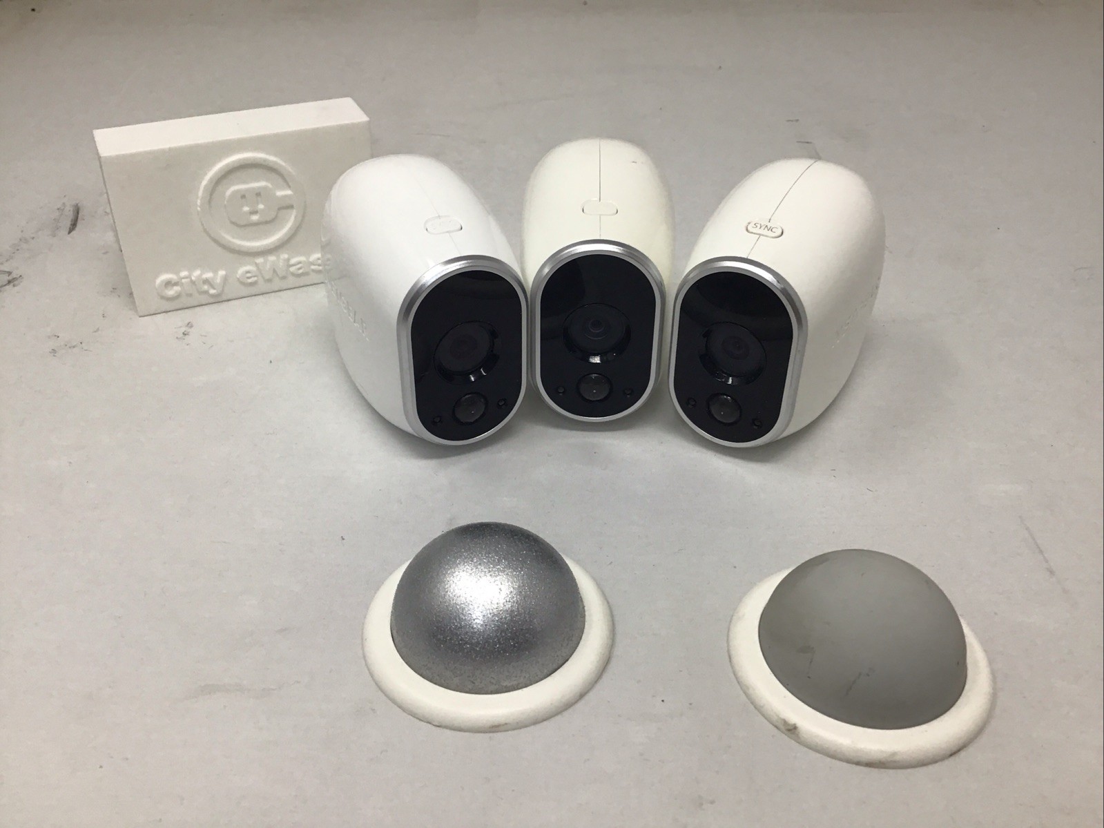 NETGEAR Arlo VMC3030 1st Gen Add on Cameras 720p HD Parts & Repair Read