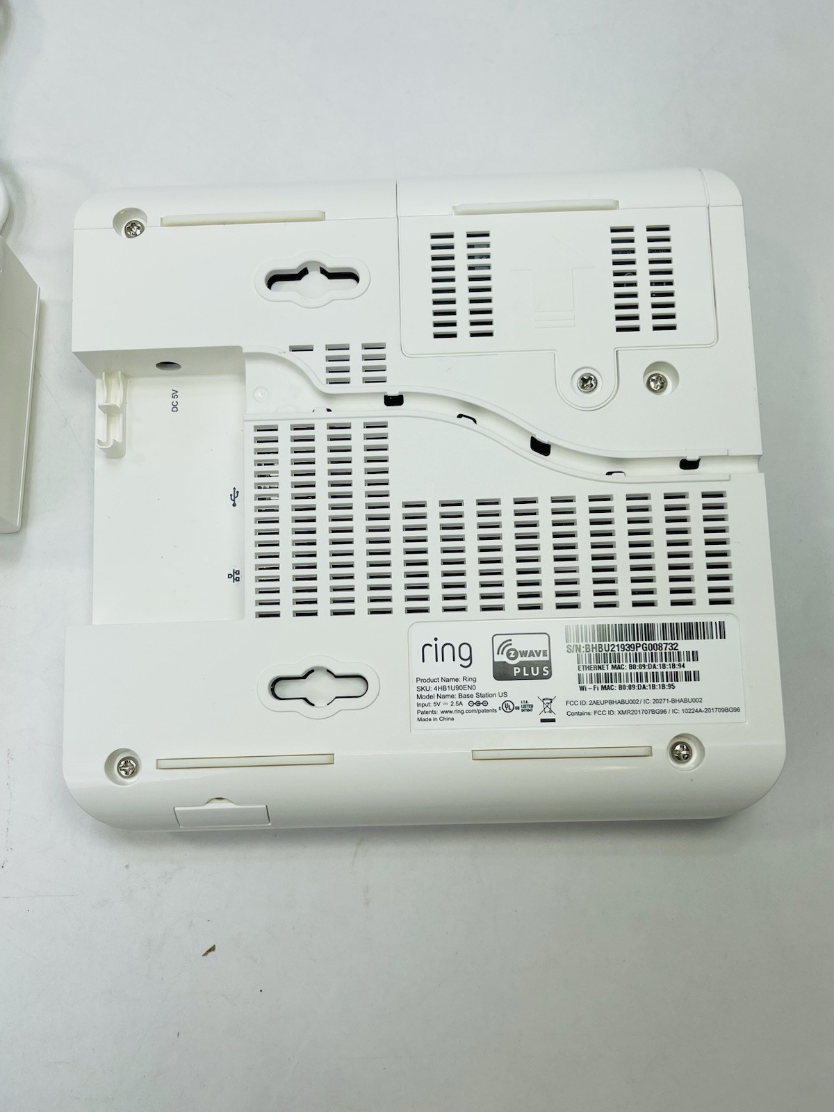 RING Z WAVE PLUS 4HB1U90EN0 Alarm System Base Station w/ Power Supply & Keypad