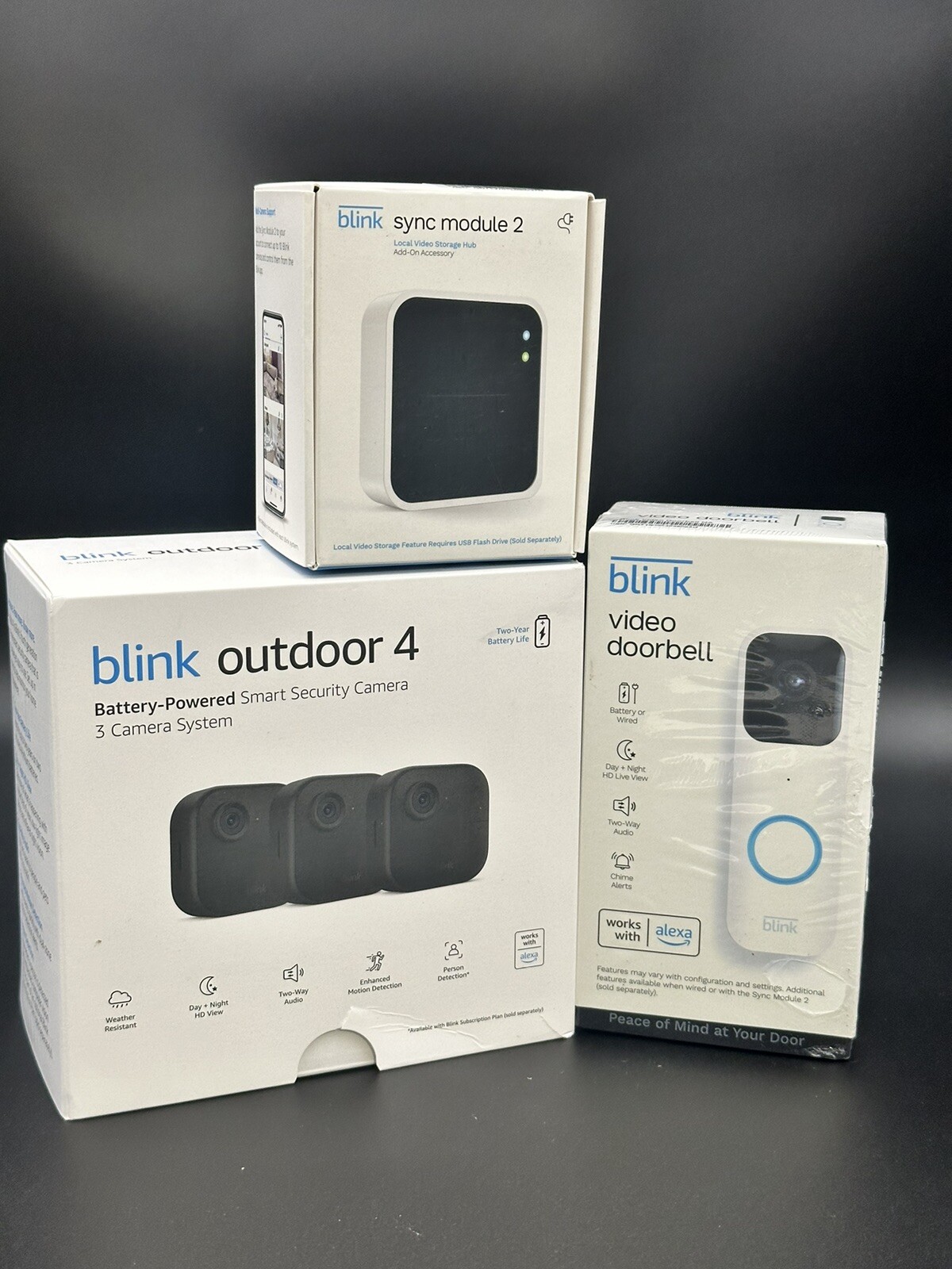 Blink Outdoor 4 Wire-Free Smart Security 3 Camera With Video Doorbell & Sync 2