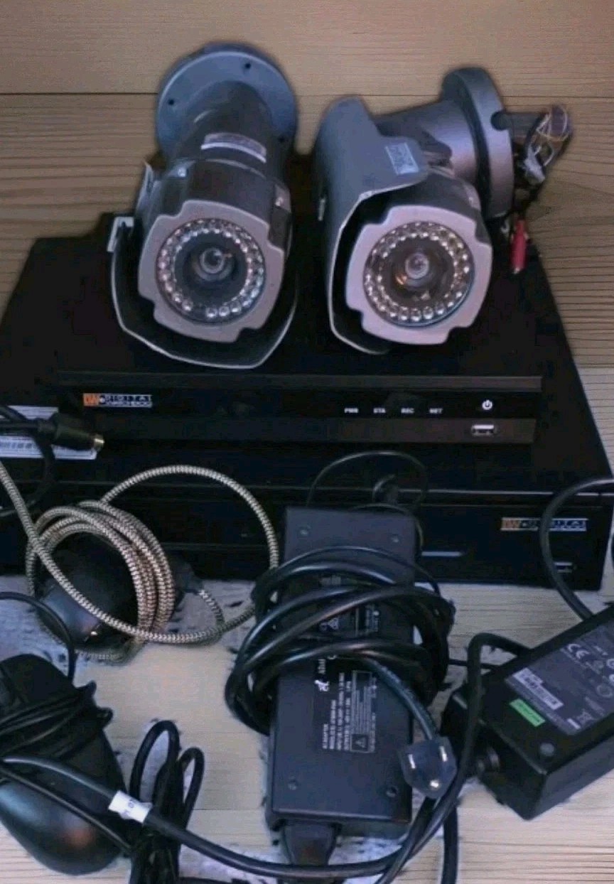 Digital Watchdog Video Surveillance – DW-VP9-4P 2T, DW-VF 161T, DWC-MB421TIR650