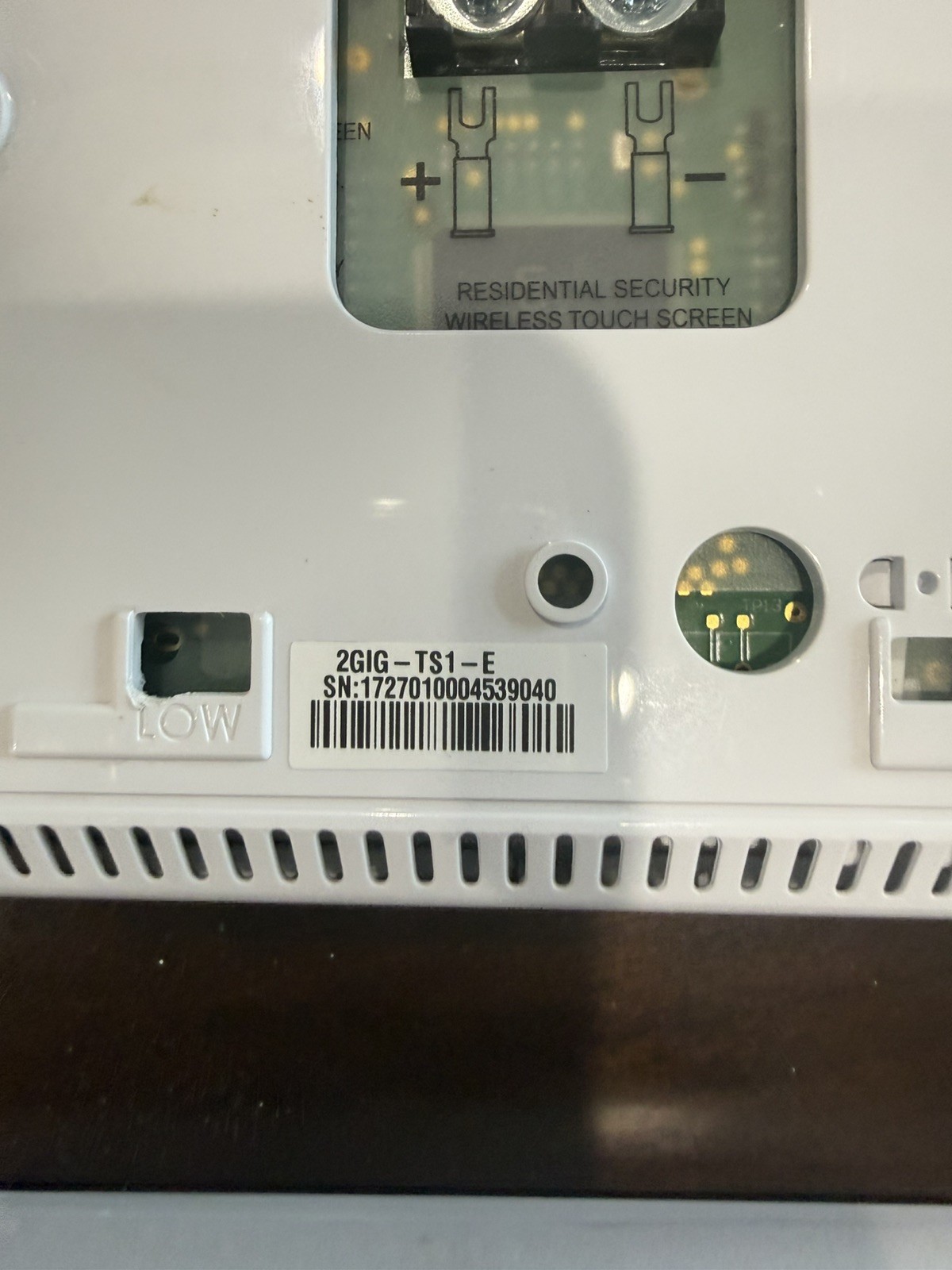 2gig gc2e security control panel includes a 2gig-Ts1-E panel