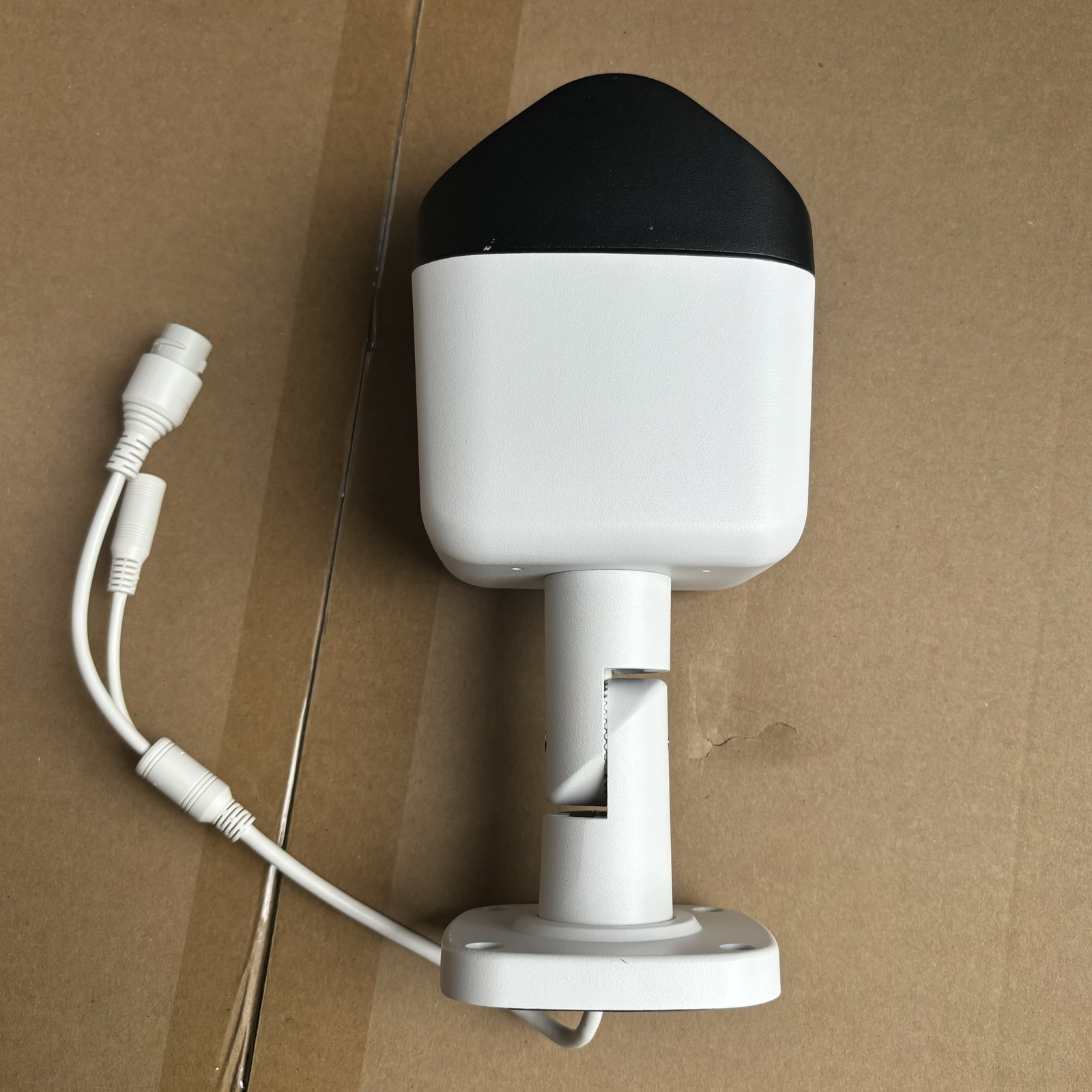 Vikylin 8CH 8 POE CCTV System Dual Lens 4MP IR Full Color Camera 2Way Audio Lot