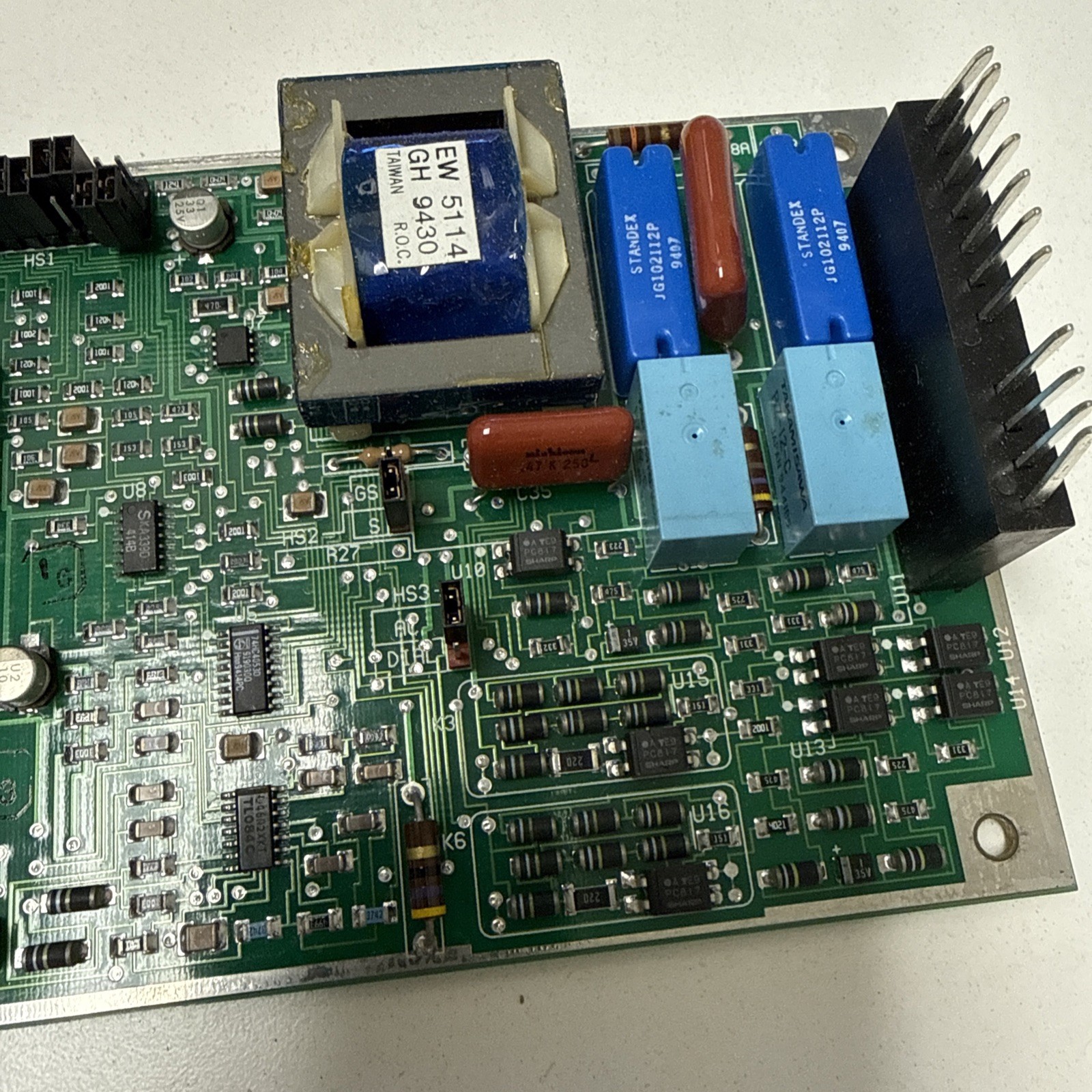 ADT 472318 Communication Universal D. E. S.