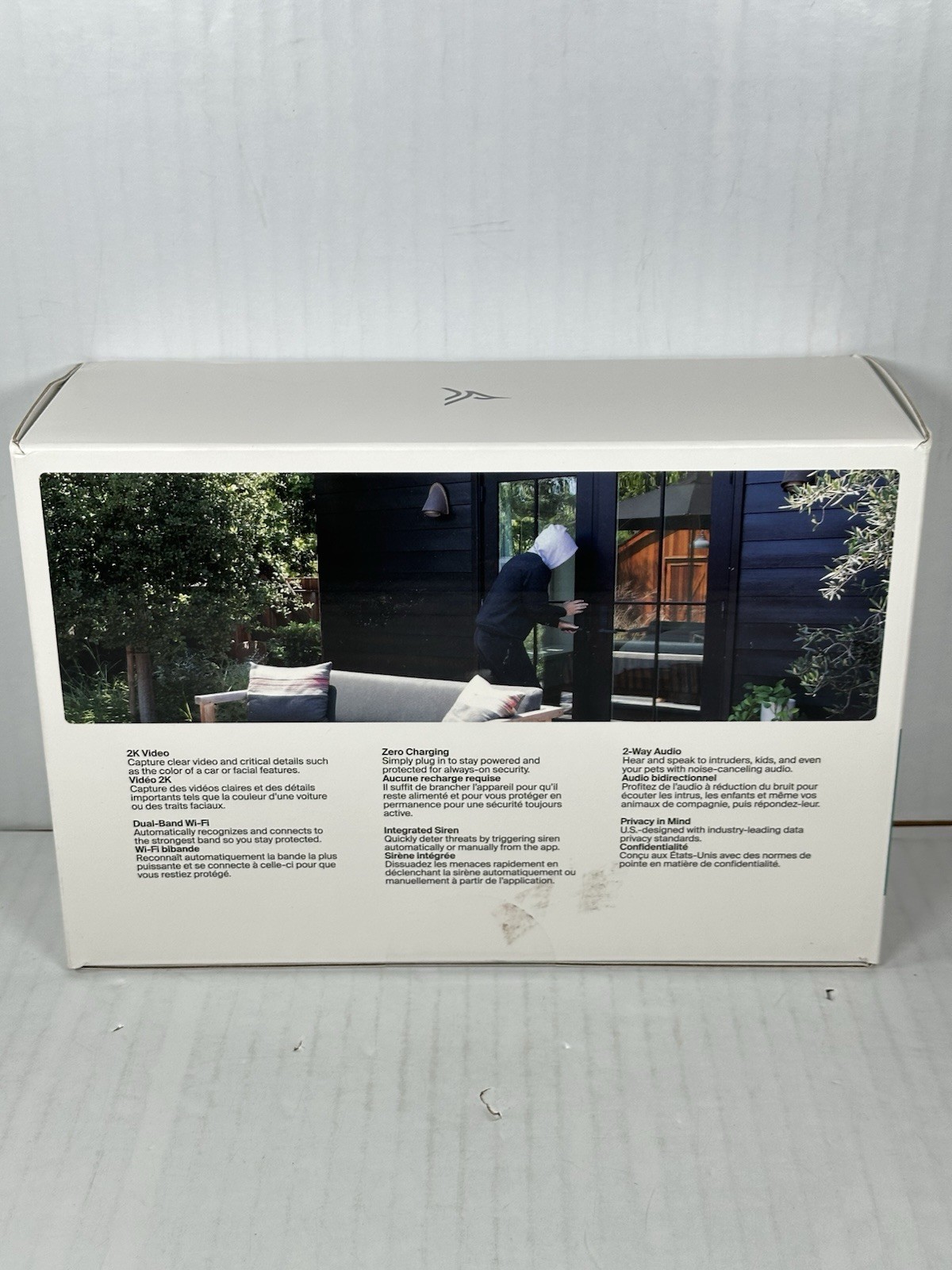 Arlo Essential 2K Outdoor Security Camera System (2-Pack) 2025 VMC3080 NEW