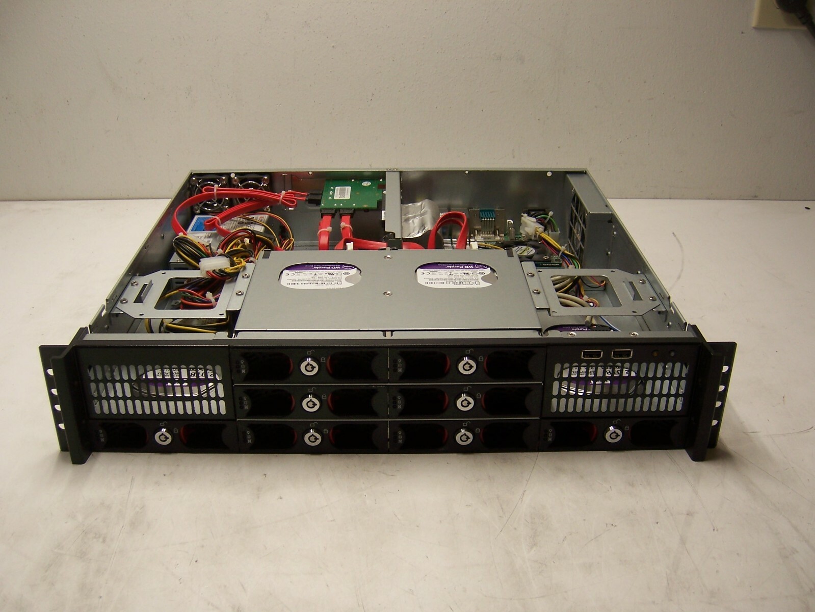 Milestone Husky M50 i7-3610QE SR0NP x8 2TB HDD, (16TB Total) 4GB RAM Pc3 Loc E3