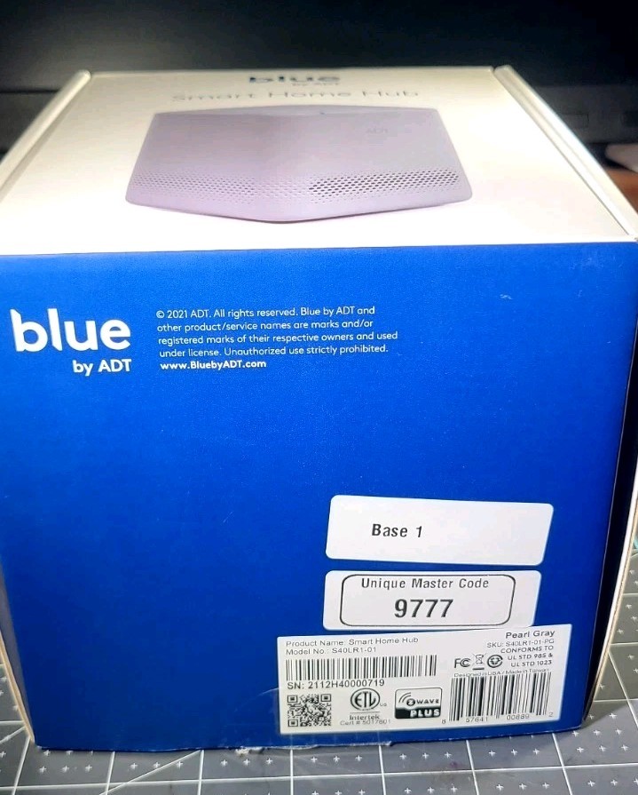 Blue by ADT Smart Home Hub Graphite S40LR0-01-PG