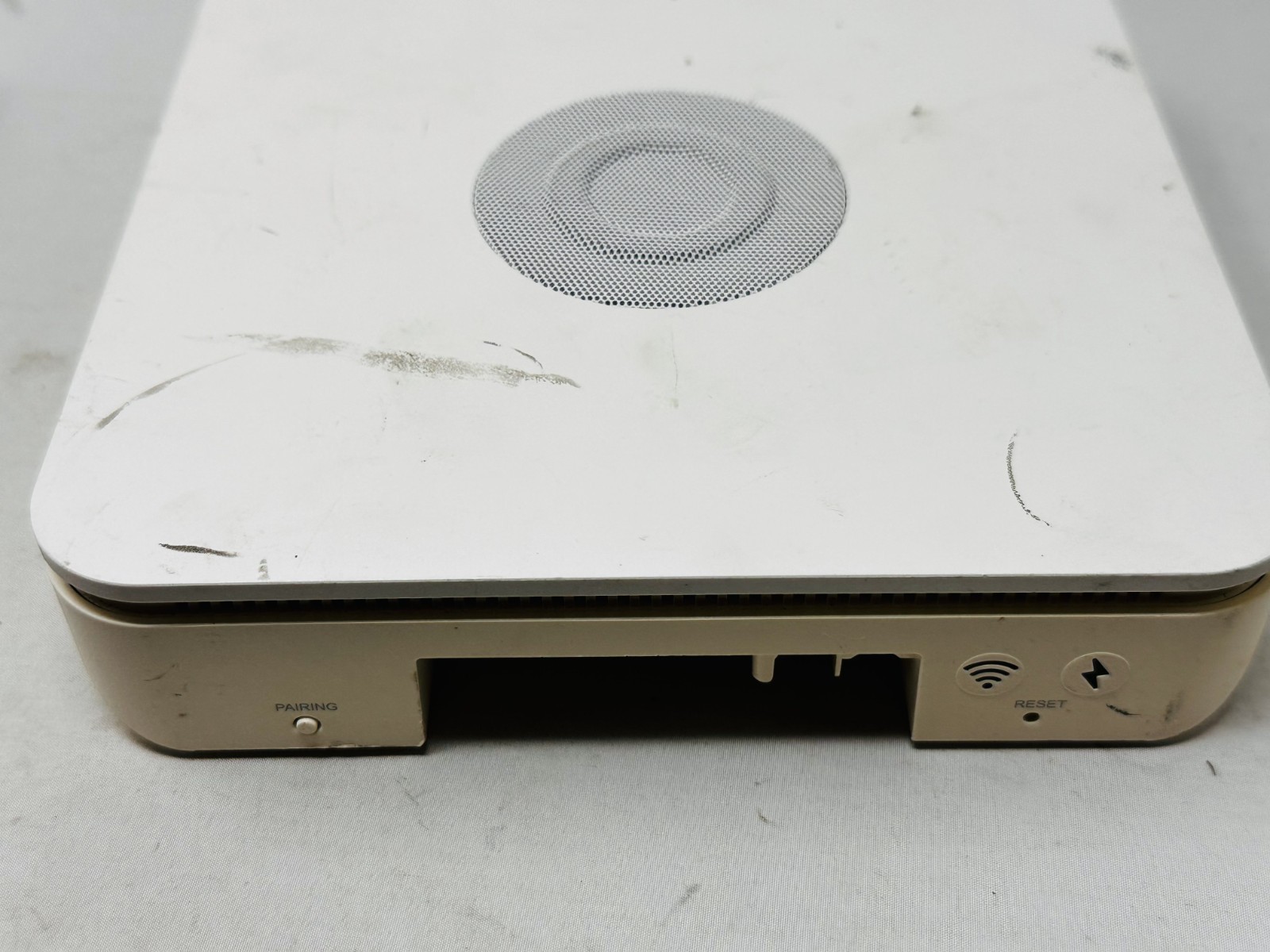 Ring Alarm Base Station 2nd Gen Z-Wave Plus Hub Model 4HB1U9-0EN0 w/ Power Adapt