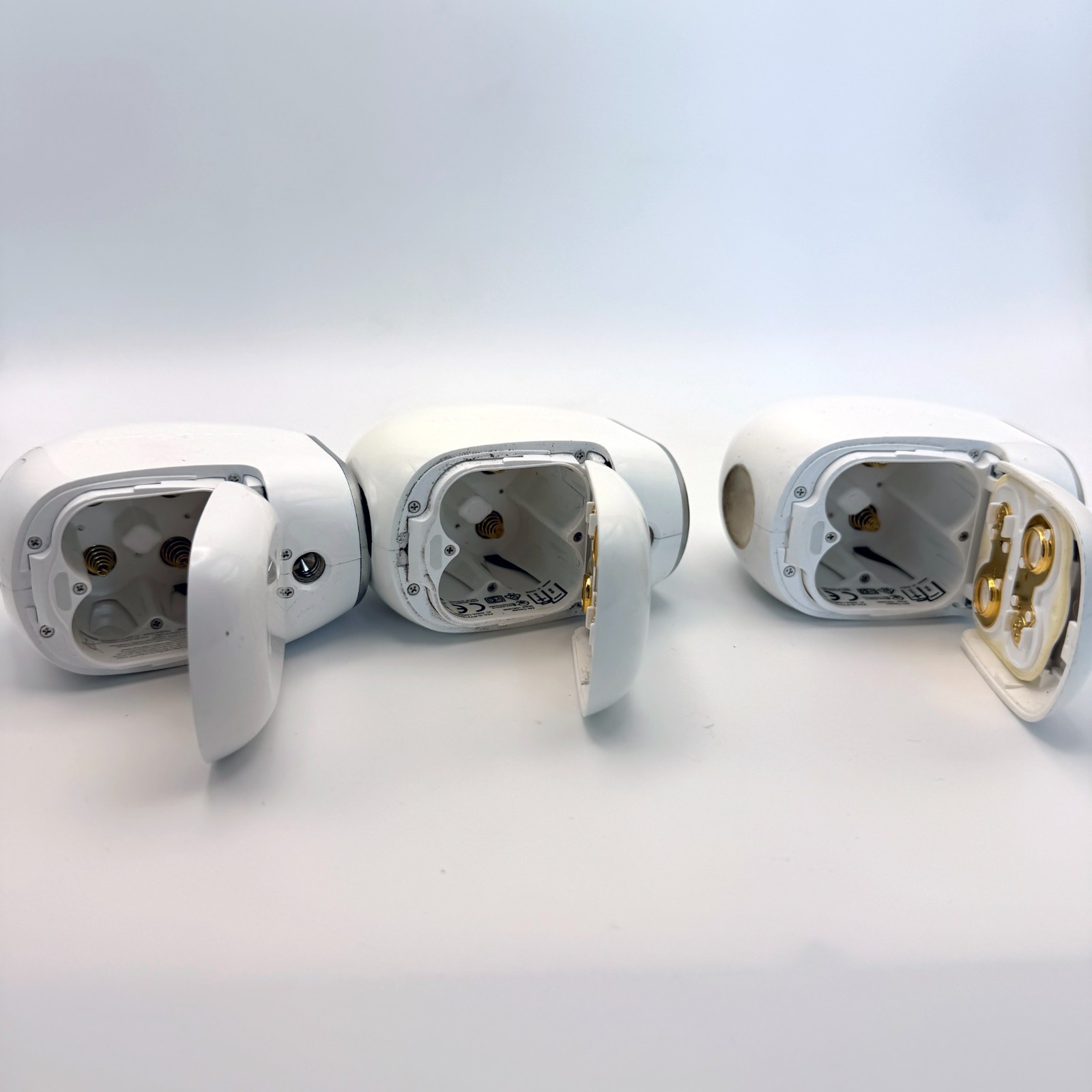 Lot of 3 Netgear Arlo VMC3030 Wireless Security Cameras AS-IS For Parts Only