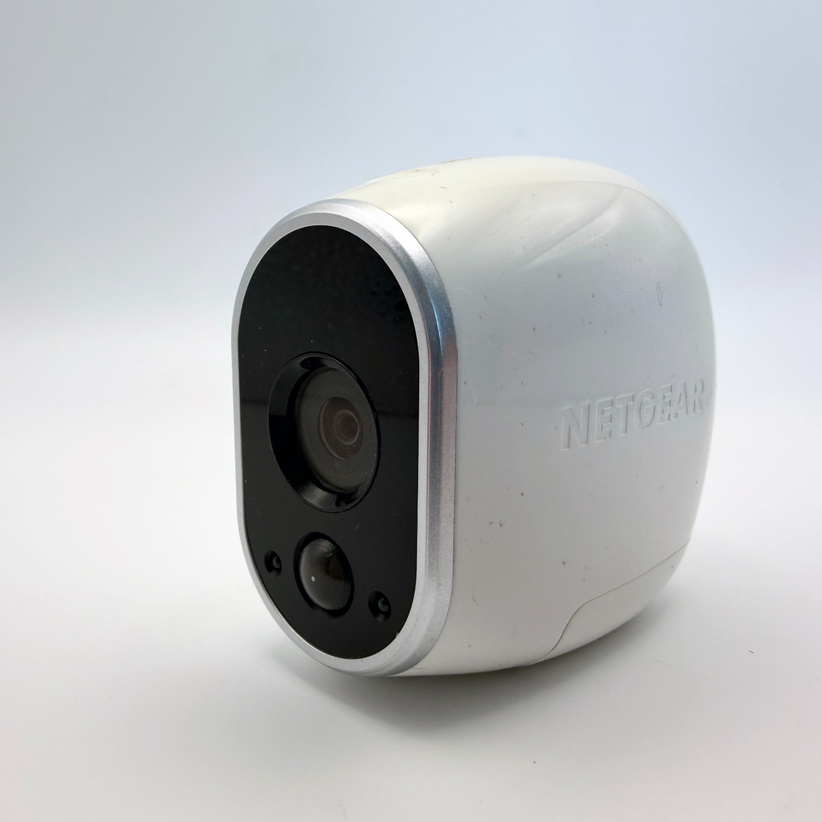 Lot of 3 Netgear Arlo VMC3030 Wireless Security Cameras AS-IS For Parts Only