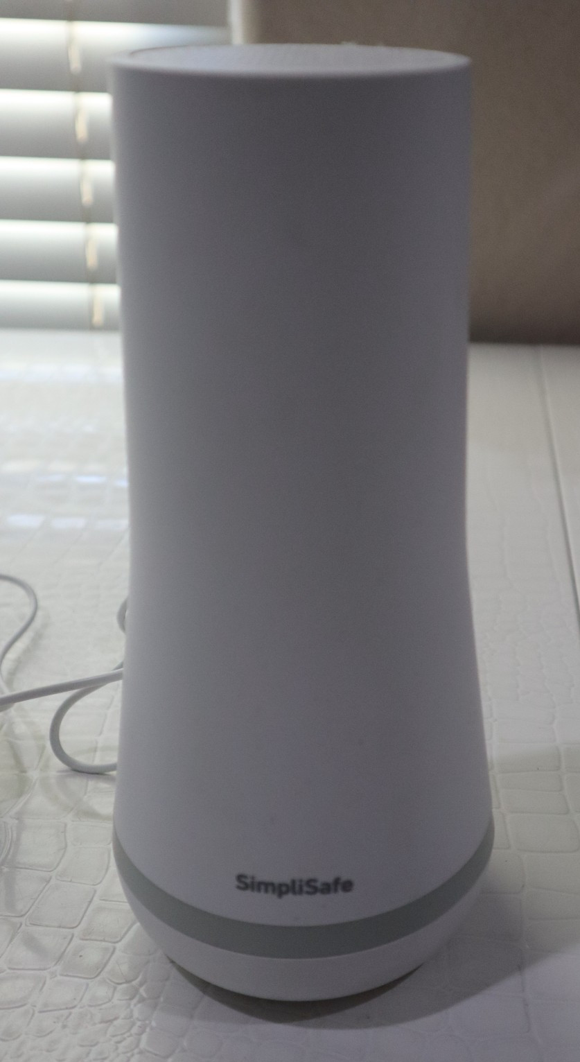SimpliSafe Home Security System Base Station SSBS3 W Keypad ~ NEVER USED~