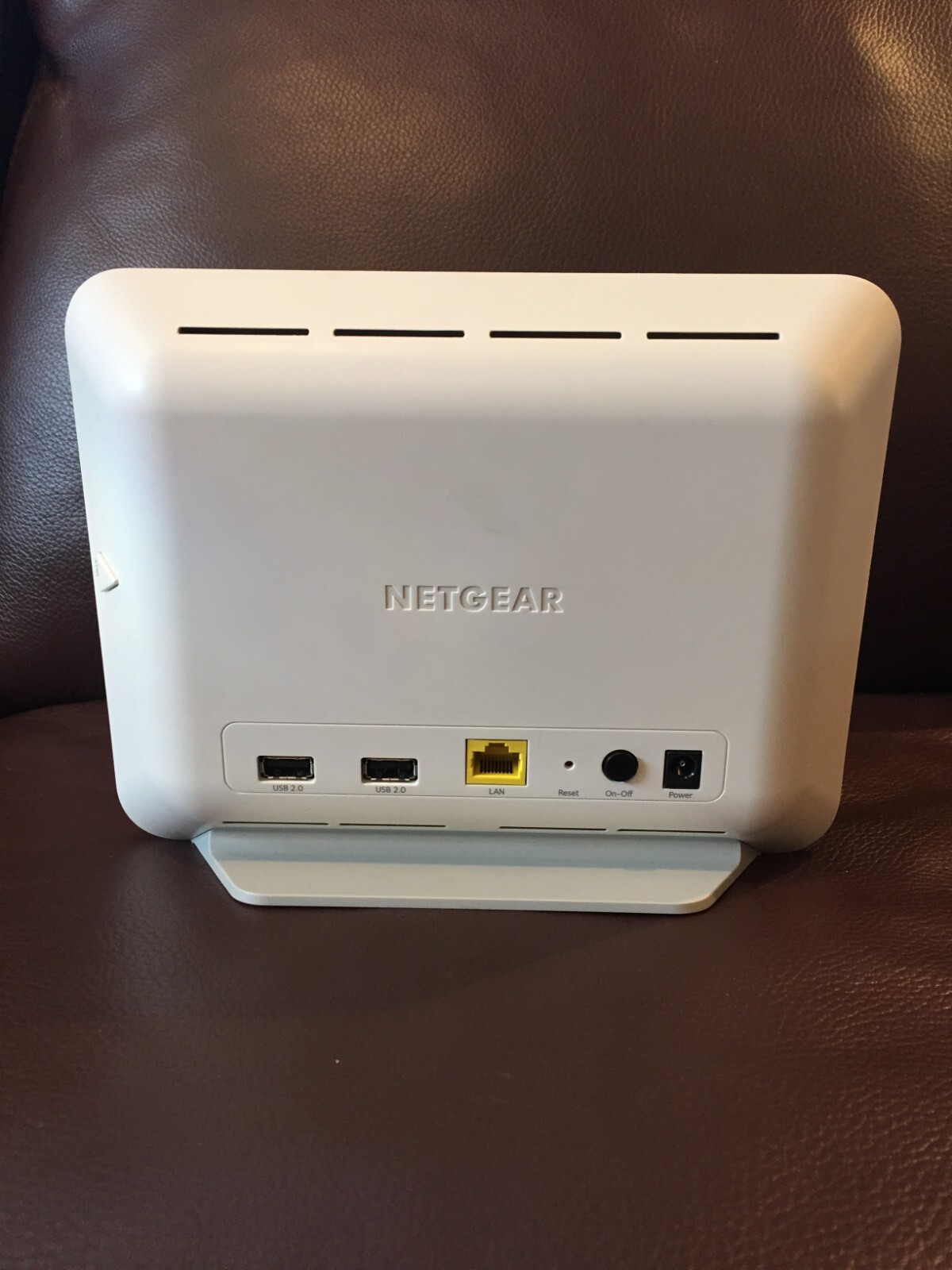 NETGEAR Arlo Security Camera BASE STATION VMB3000 Wireless WiFi Router Hub