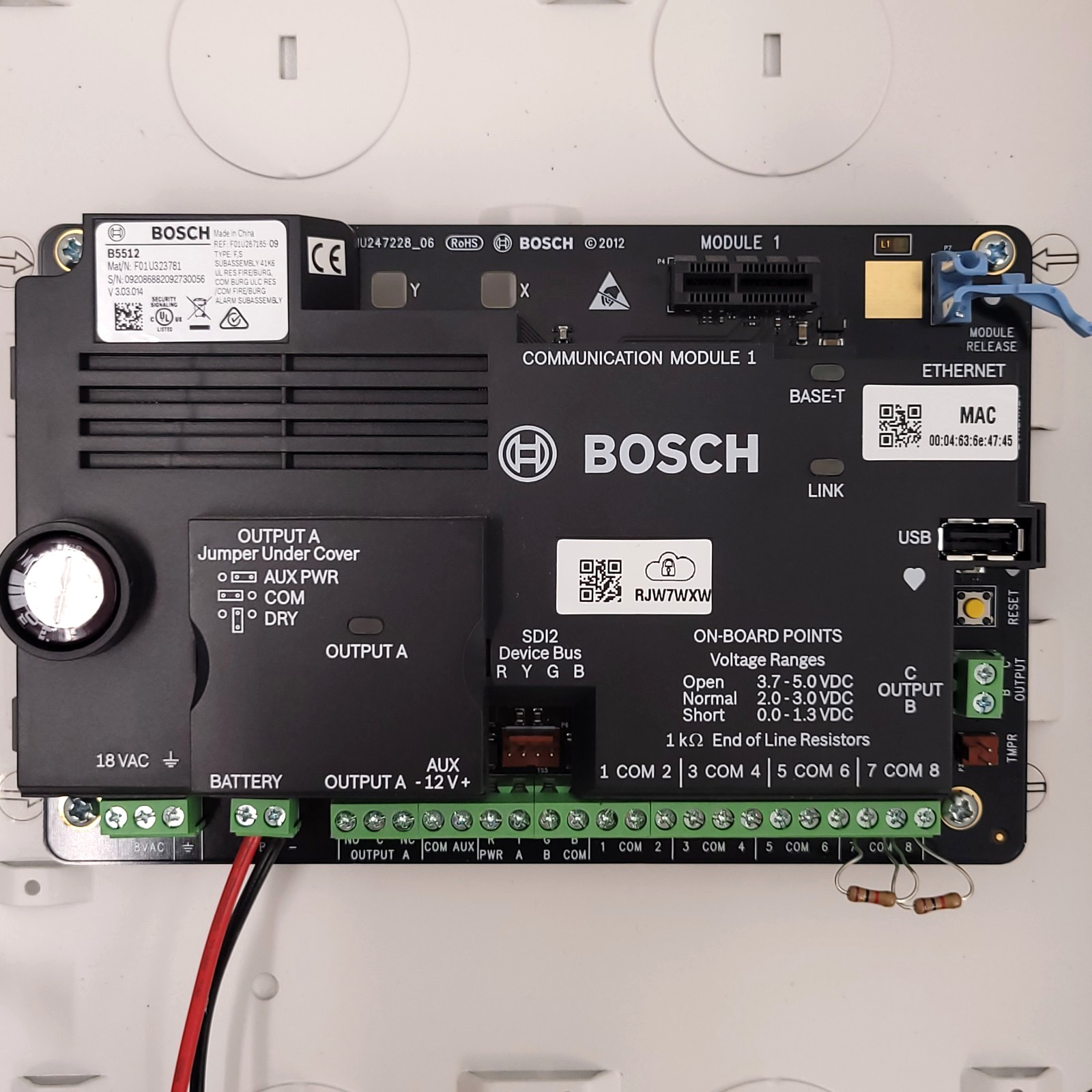 Bosch B5512 Security Control Panel + B930 Text Keypad Soft Key + B10 Enclosure