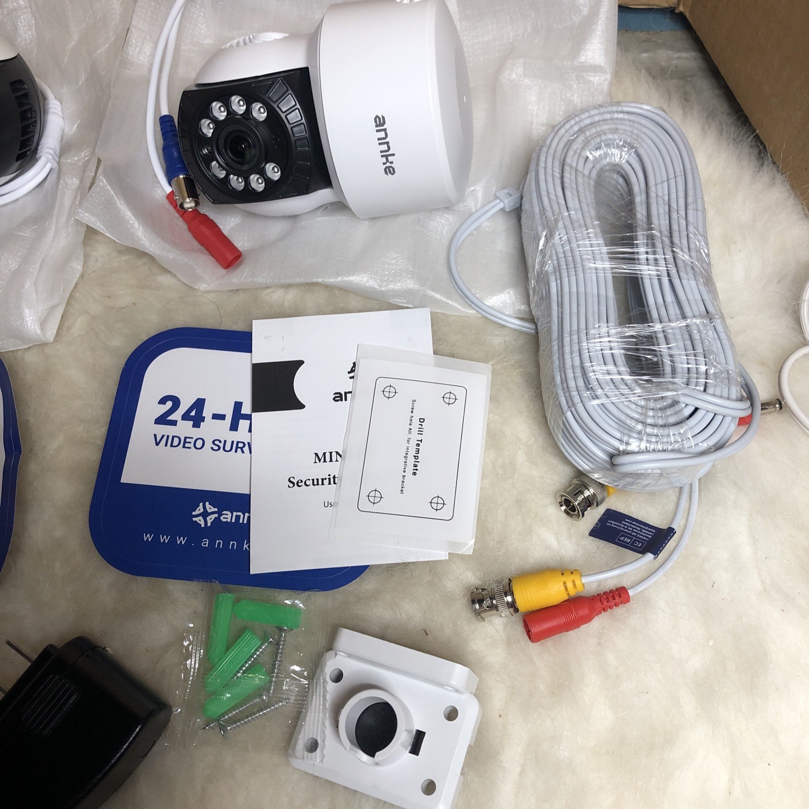 2 ANNKE MINI PT 350° Pan&Tilt Security Camera Outdoor 2MP IR Night Vision CT1GV